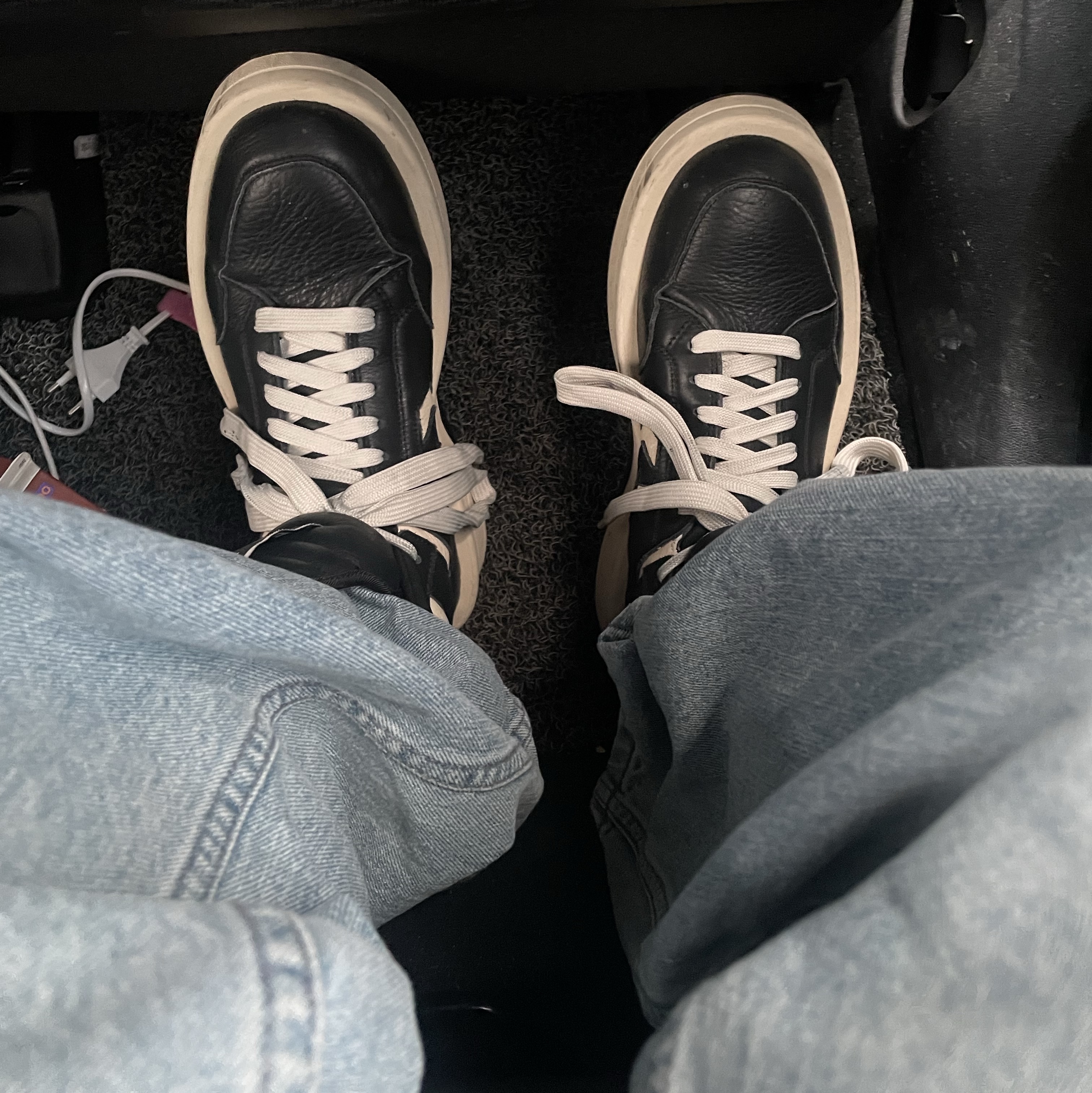 Converse x Drkshdw Turbowpn Black Cream 착용 스타일