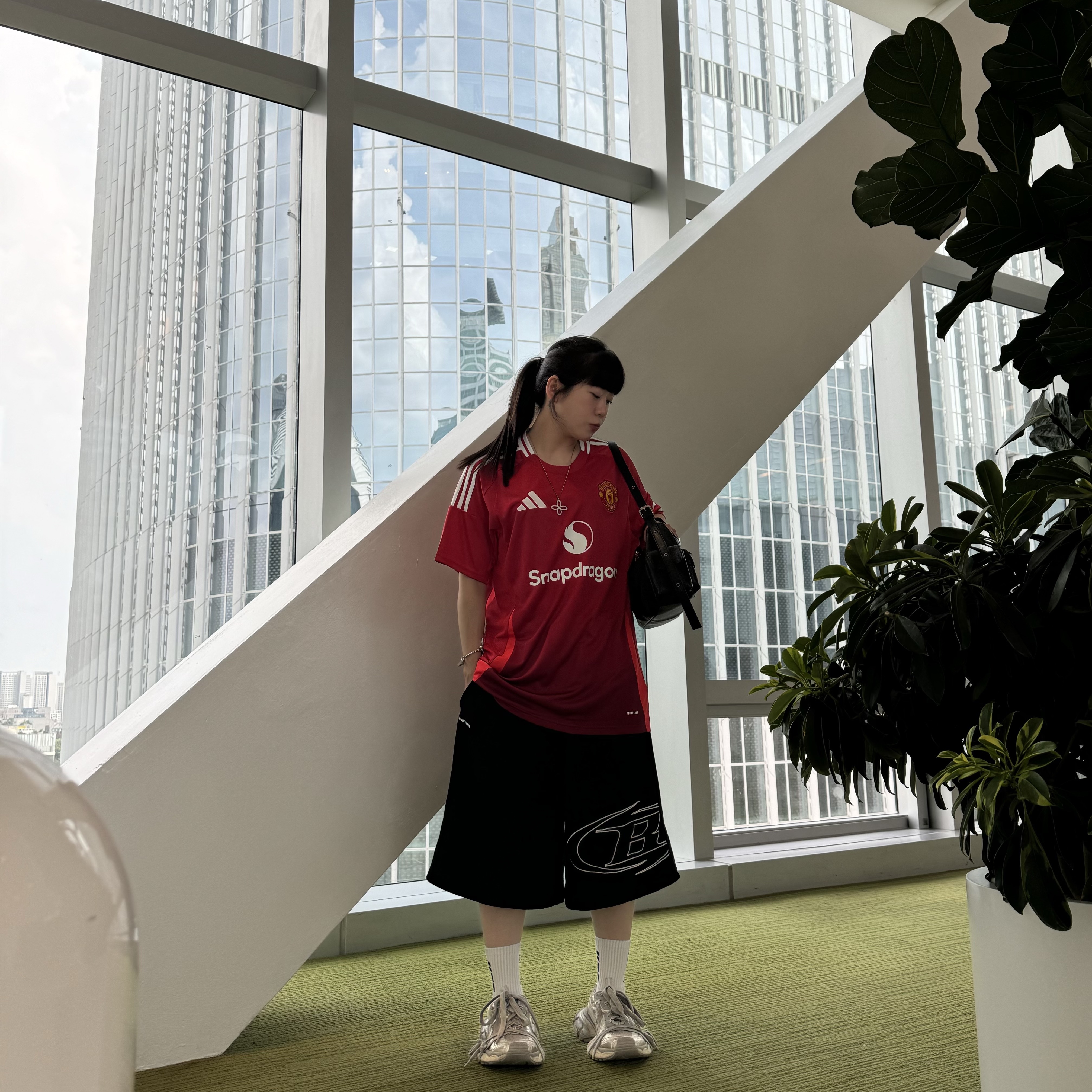 Adidas Manchester United 2024/25 Home Jersey Manchester United FC Red - KR Sizing (Non Marking Ver.), (W) Balenciaga 3XL Sneakers Light Beige 착용 스타일