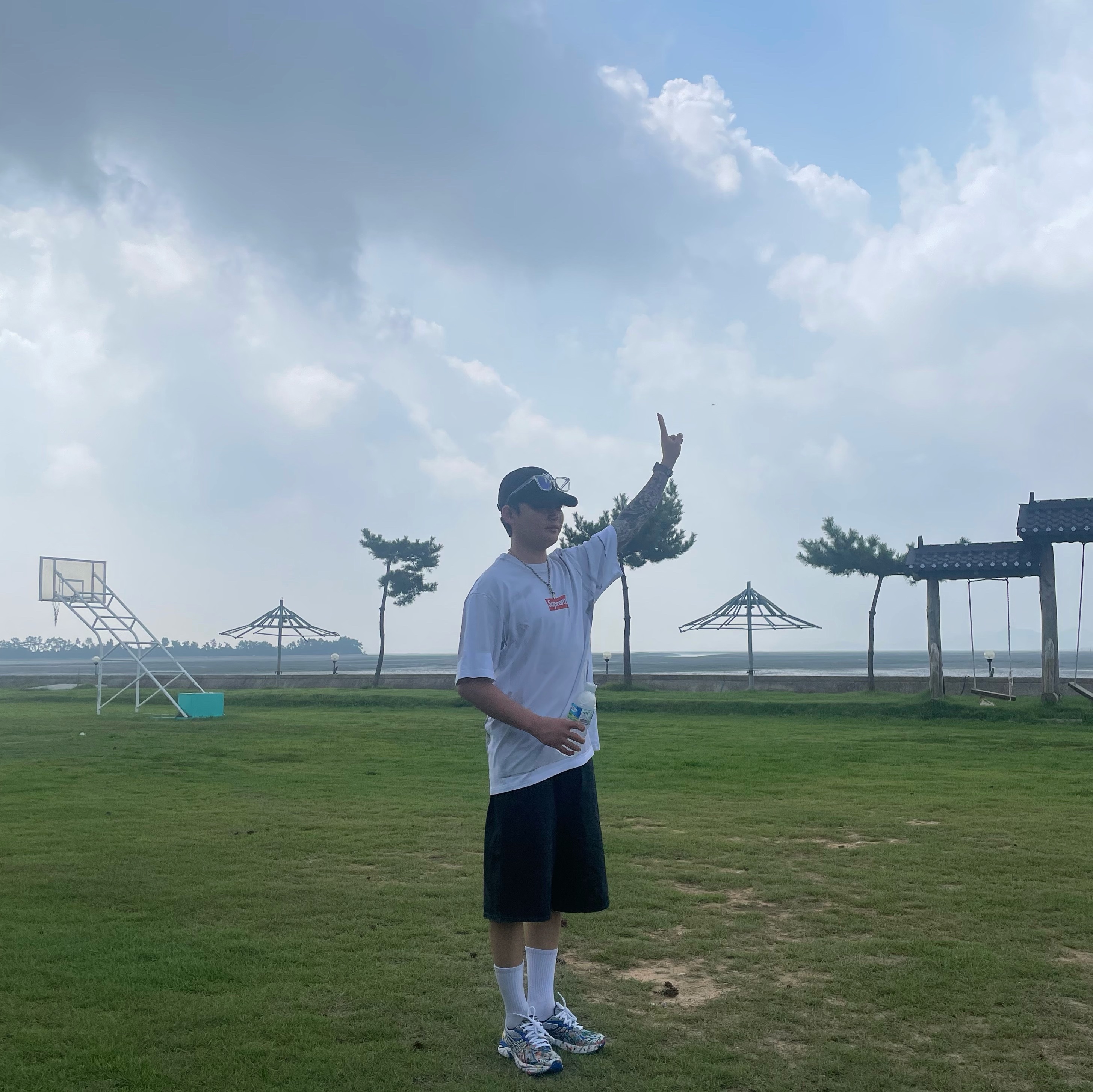 Supreme x MM6 Maison Margiela Box Logo T-Shirt White - 24SS, Asics x Gallery Dept. GT-2160 White Pure Silver 착용 스타일