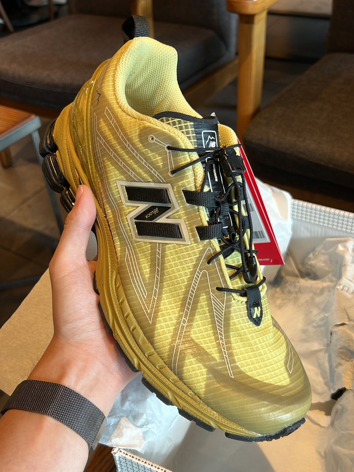 New Balance x Cayl 1906R Yellow 착용 스타일