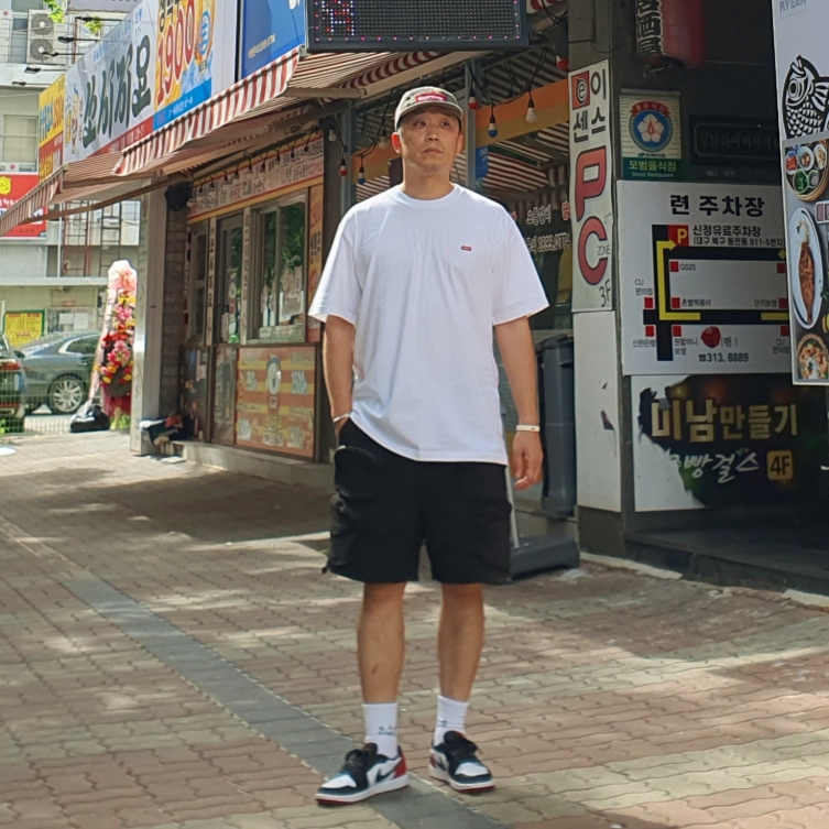Jordan 1 Retro Low OG Black Toe, IAB Studio Socks White (5 Pack) 착용 스타일 - 2