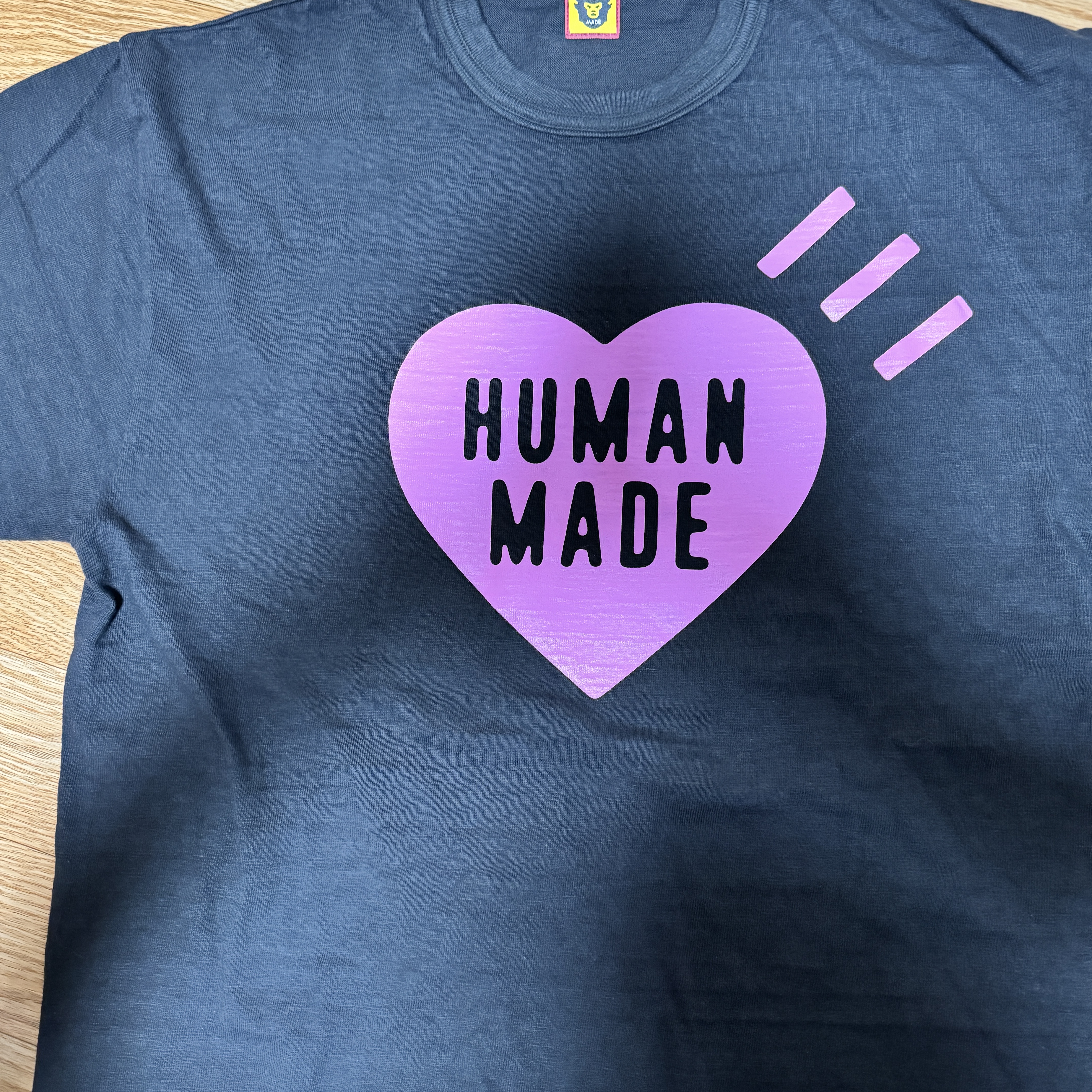 Human Made Heart T-Shirt Black Pink - Harajuku Store Exclusive 착용 스타일 - 1