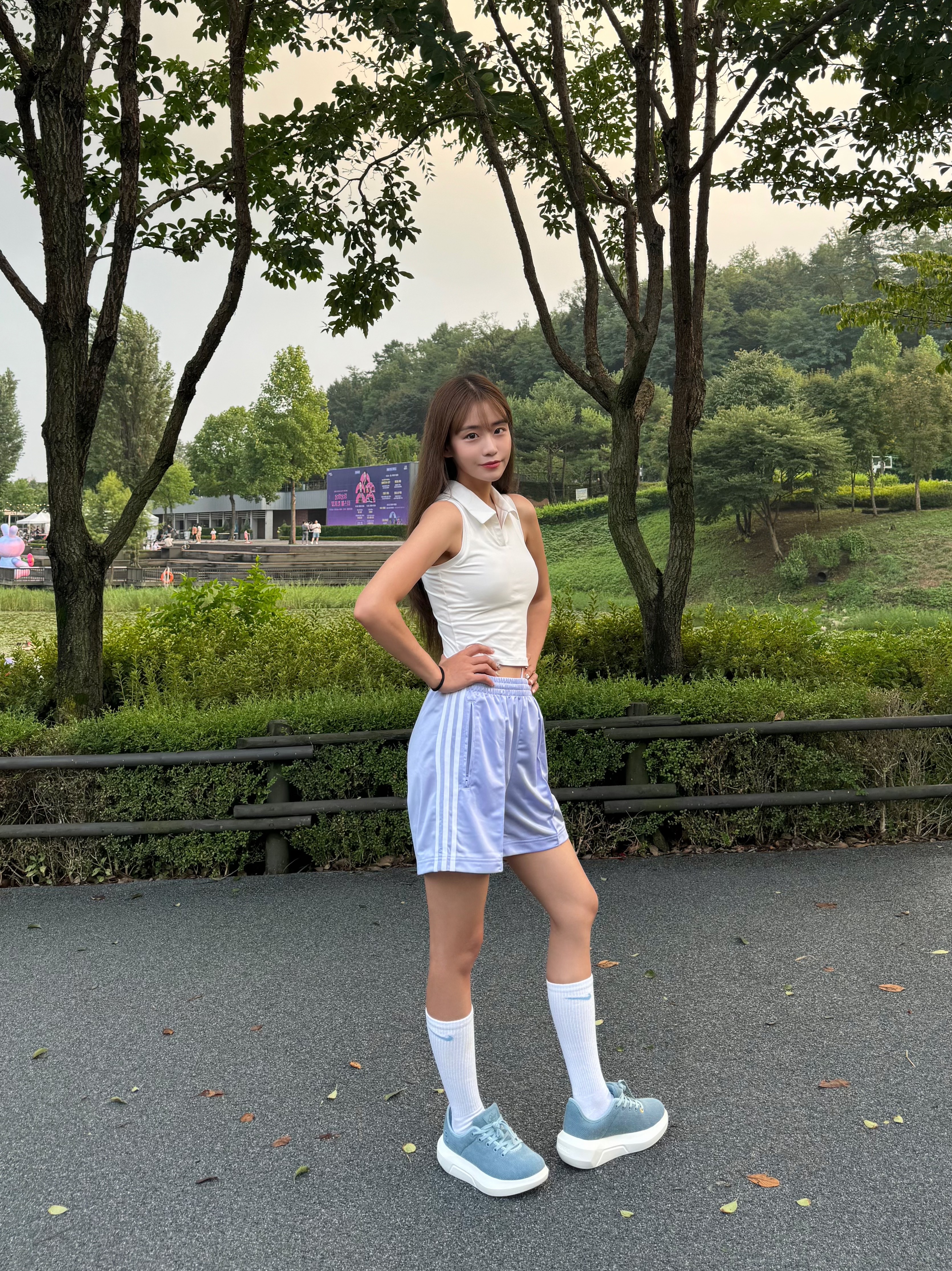 (W) Adidas Firebird Shorts Violet Tone - KR Sizing 착용 스타일 - 2