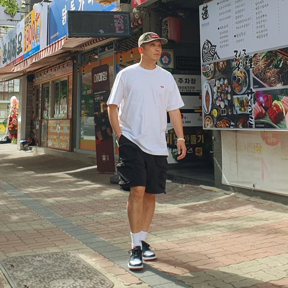 Jordan 1 Retro Low OG Black Toe, IAB Studio Socks White (5 Pack) 착용 스타일 - 1