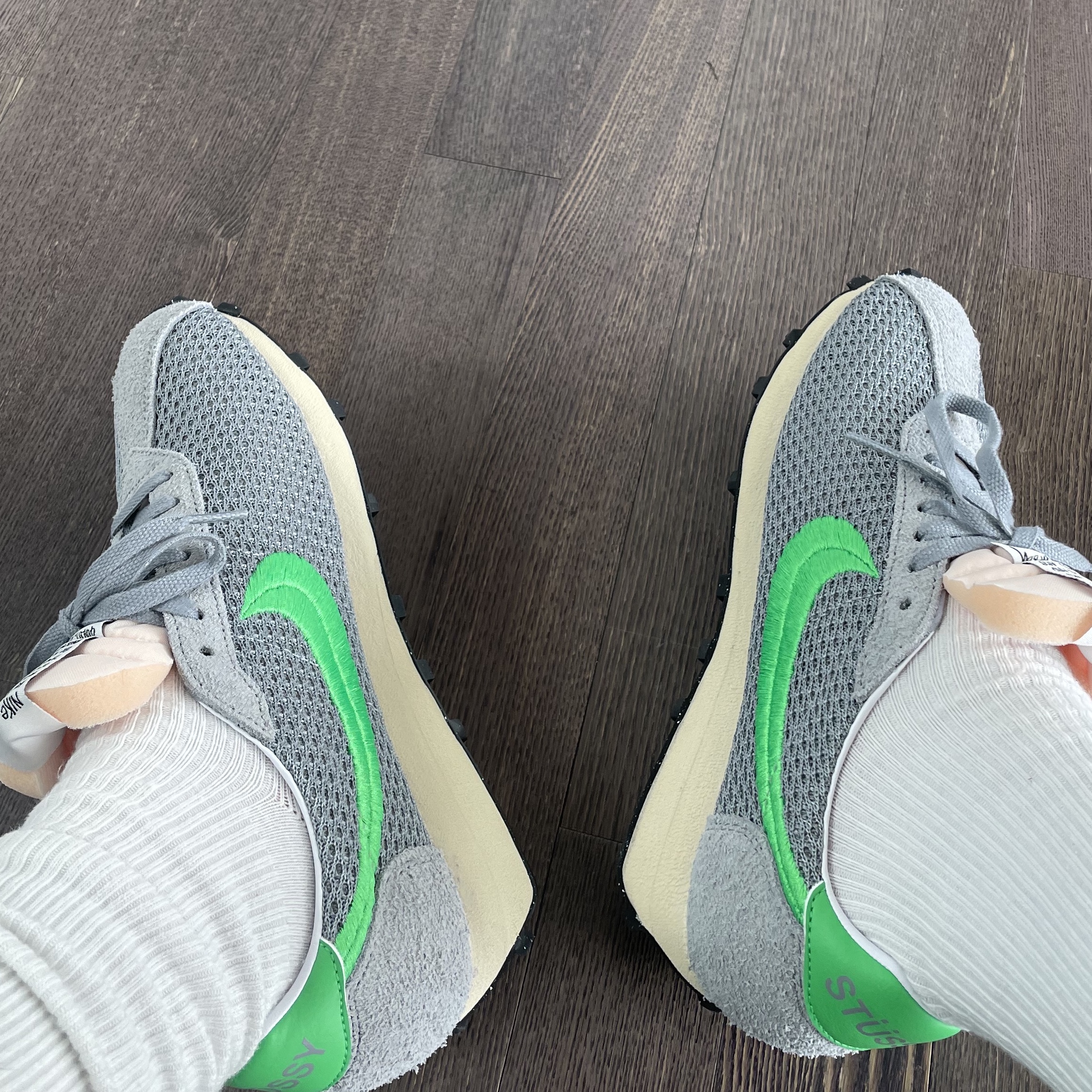 Nike x Stussy LD-1000 SP Particle Gray Green Fossil 착용 스타일