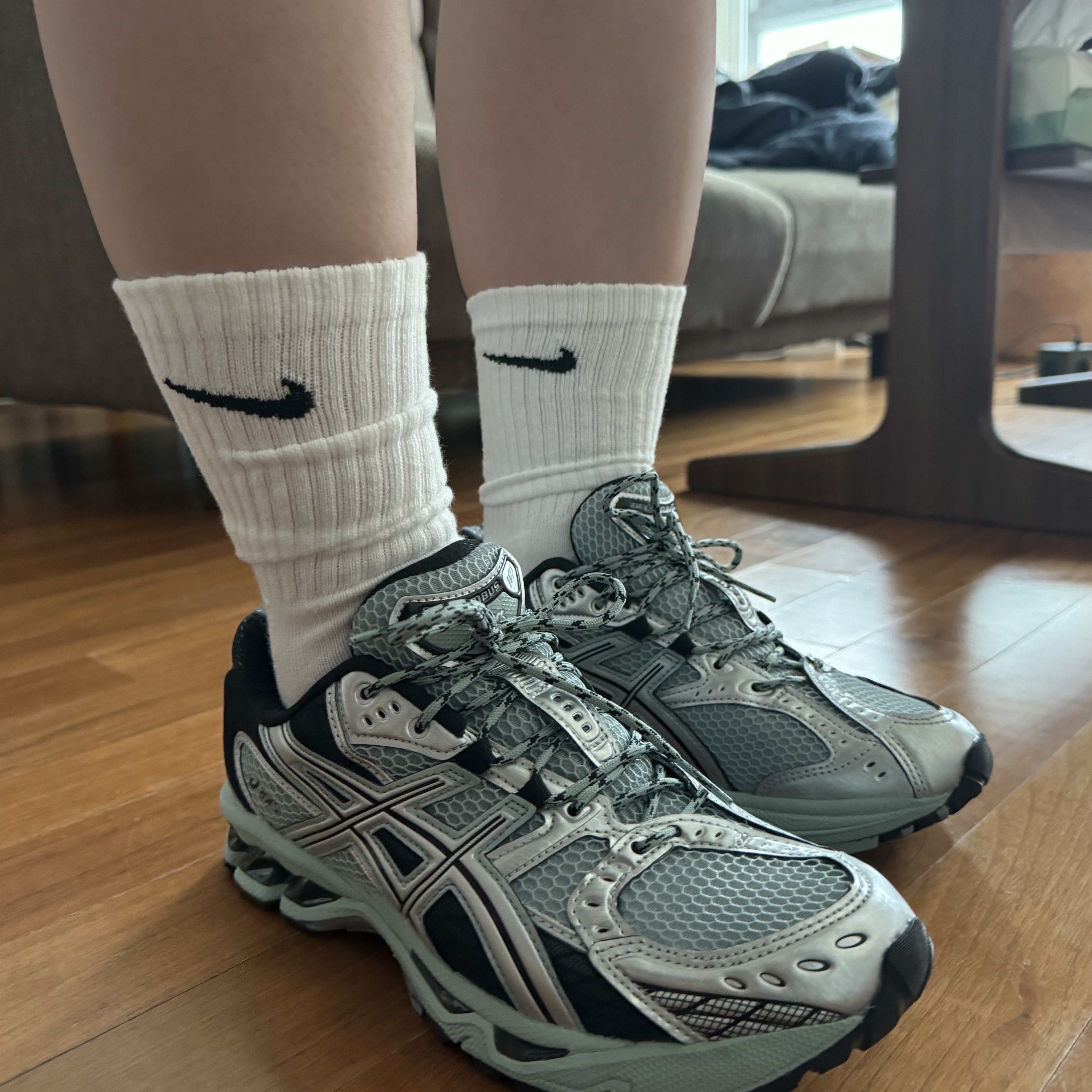 Asics Gel-Nimbus 10.1 Ocean Haze Pure Silver 착용 스타일