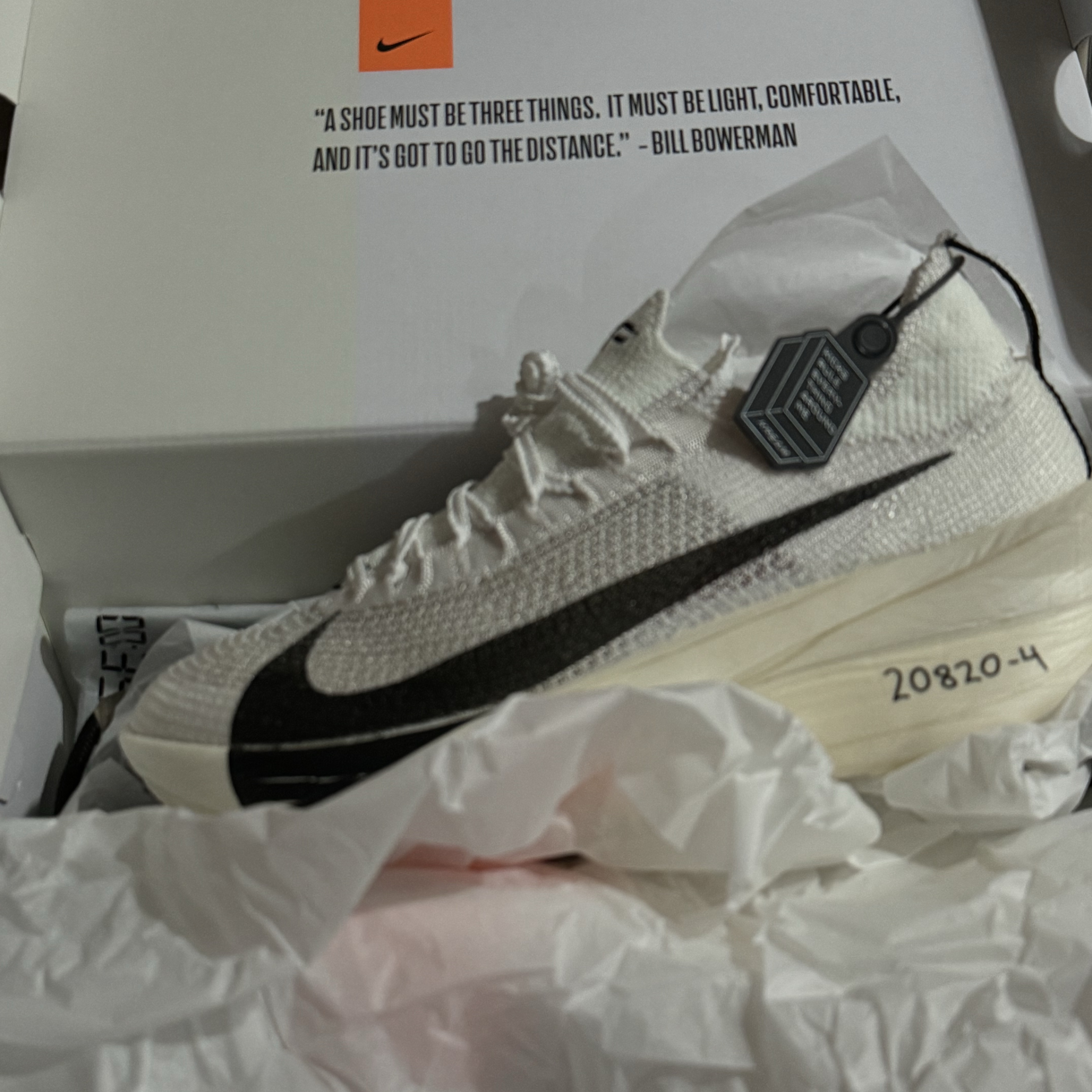 Nike Air Zoom Alphafly Next% 3 Proto White Total Orange 착용 스타일 - 2
