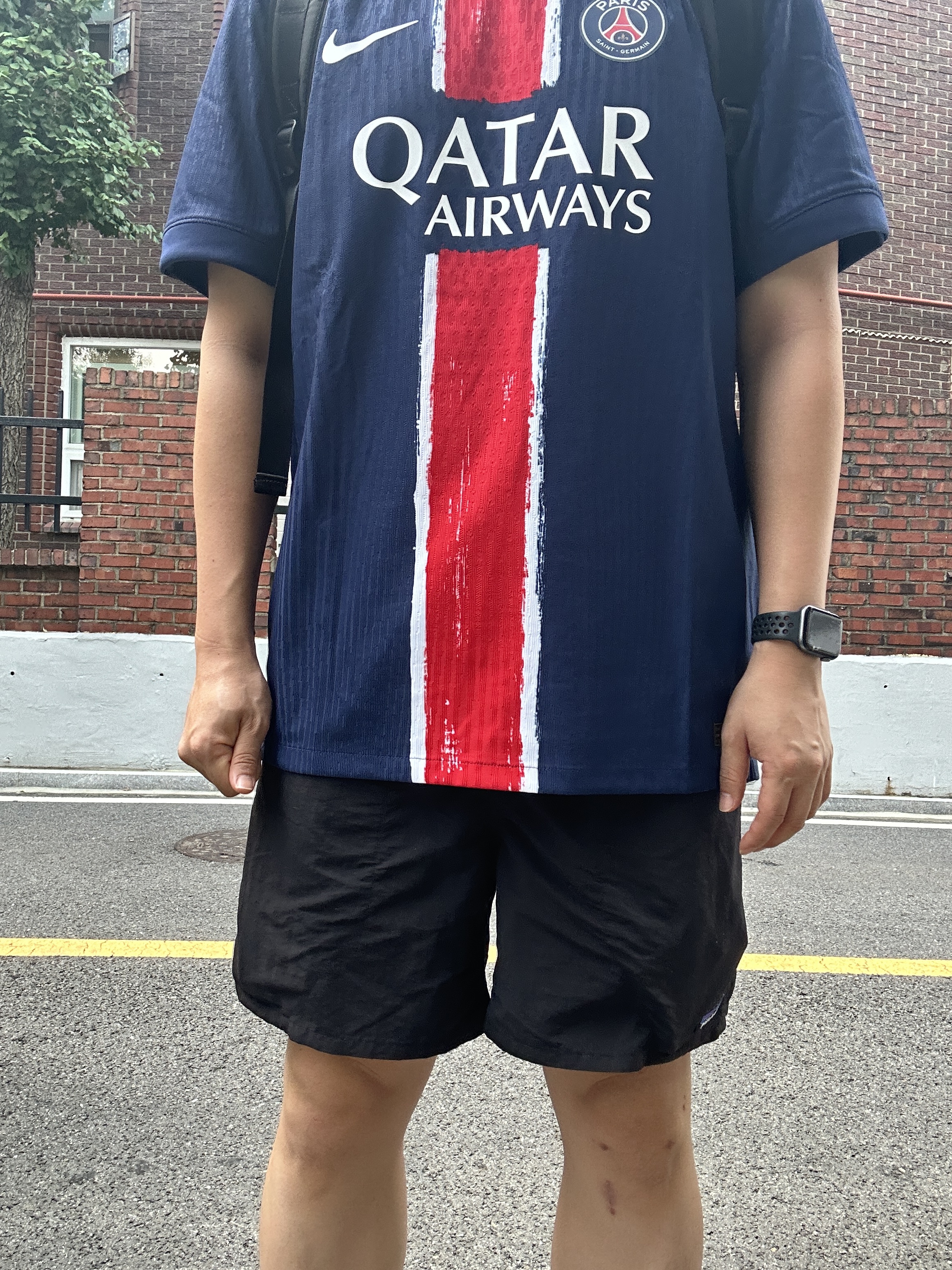 Nike Paris Saint-Germain 2024/25 Dri-Fit ADV Match Home Jersey Midnight Navy (Non Marking Ver.), On Running Cloudmonster 2 Black Frost 착용 스타일 - 3