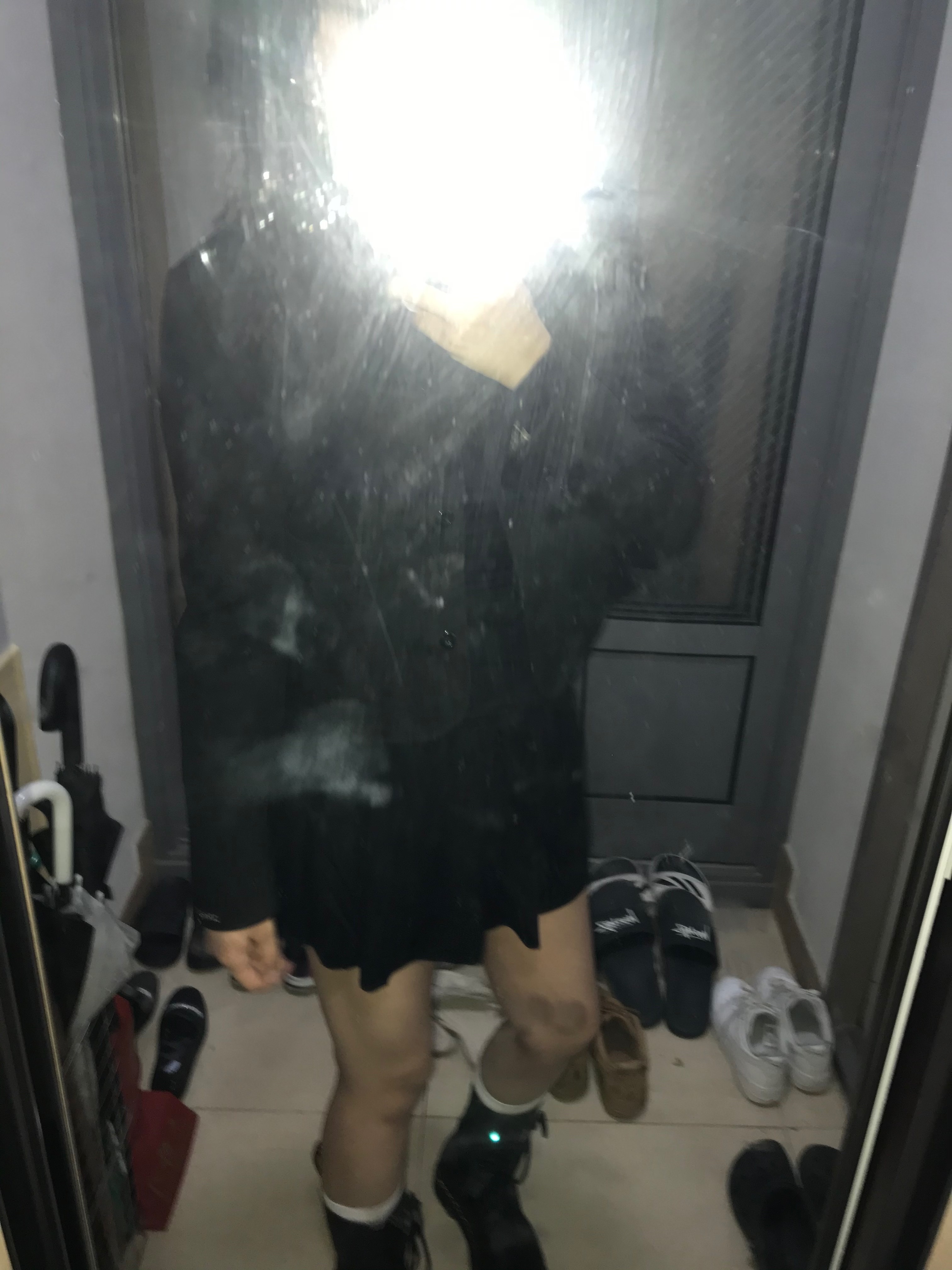 (W) Dr. Martens 1B99 Boots Black, Coyseio Draping Dress Black 착용 스타일 - 5