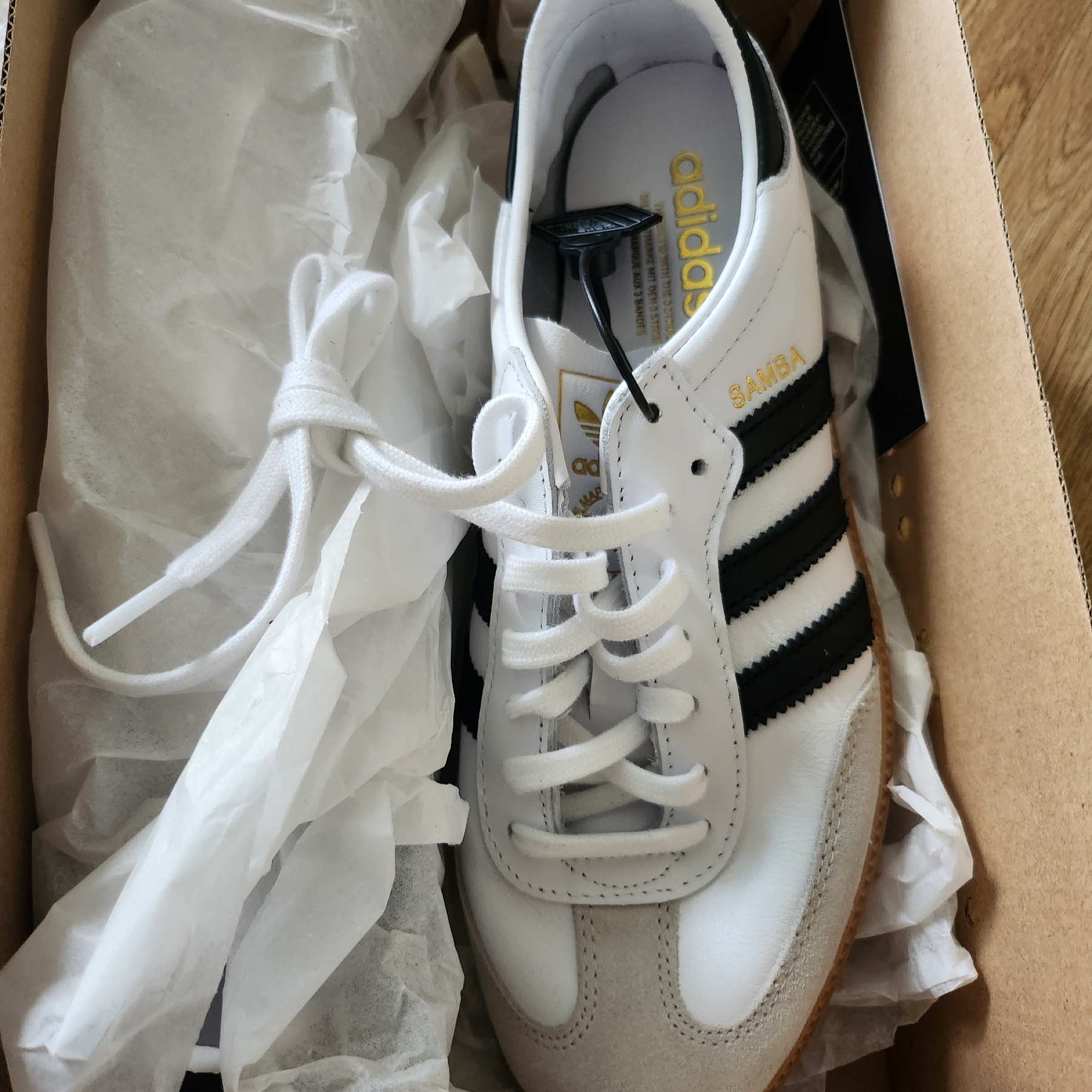 Adidas Samba Decon Cloud White 착용 스타일