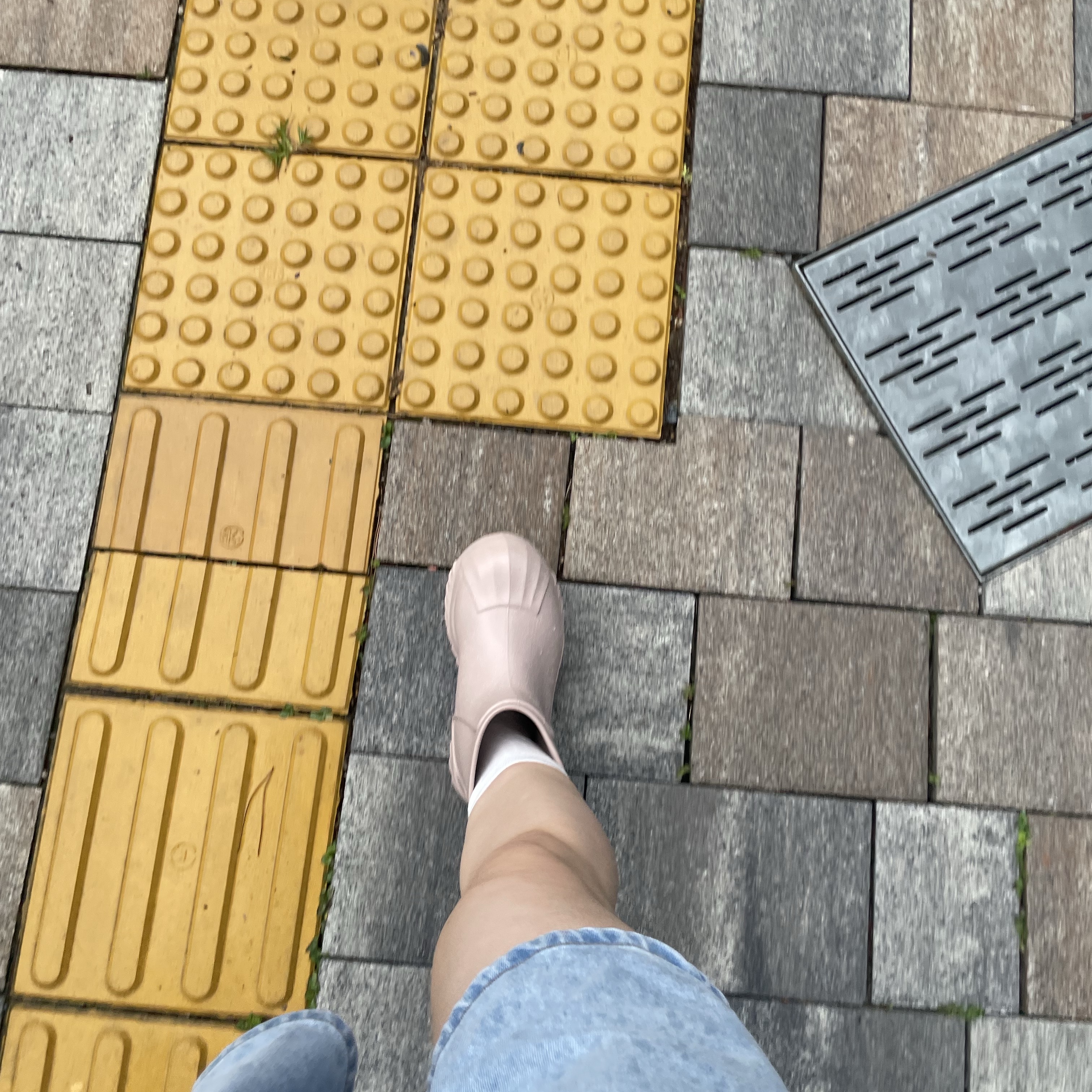 (W) Adidas Adifom Superstar Boot Wonder Taupe 착용 스타일