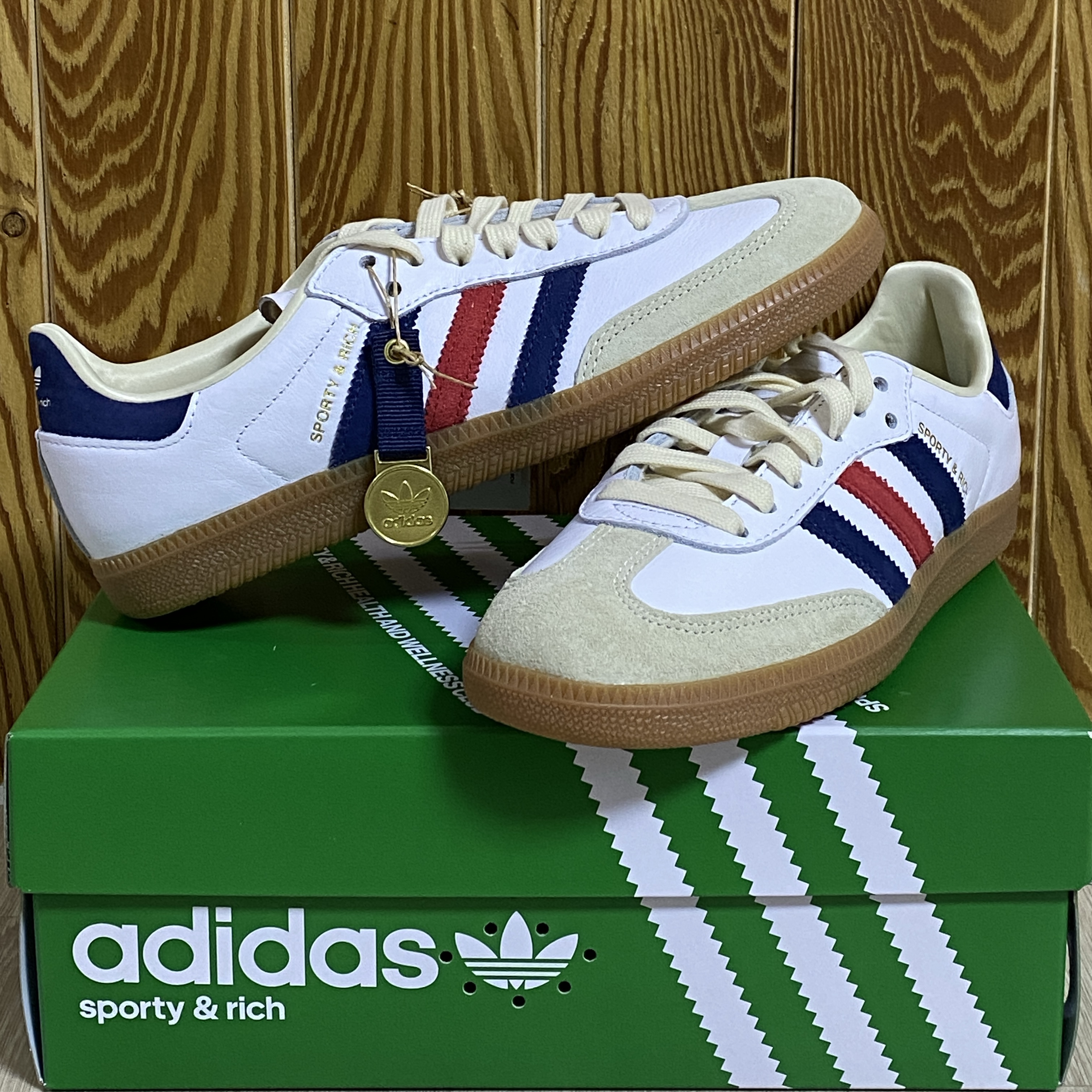 Adidas x Sporty & Rich Samba OG Cloud White Night Indigo 착용 스타일