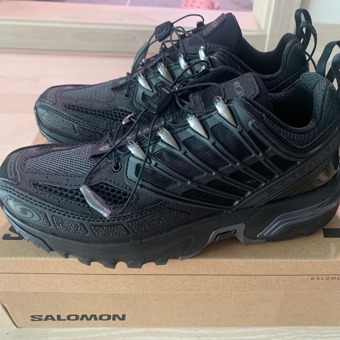 Salomon ACS Pro Black 착용 스타일