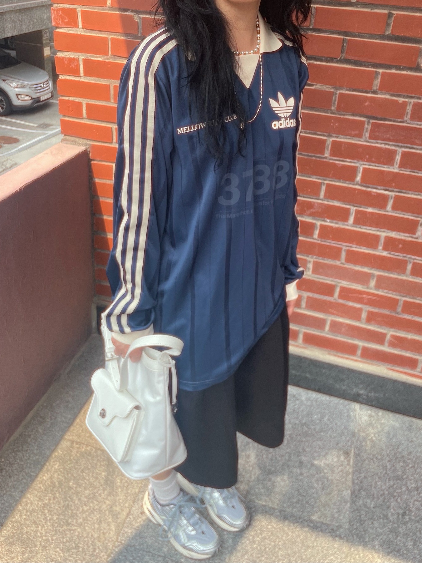 Adidas Originals Grapic MRC Long Sleeve Jersey Crew Navy - KR Sizing, Adidas Originals Grapic MRC Long Sleeve Jersey Crew Navy - US Sizing 착용 스타일