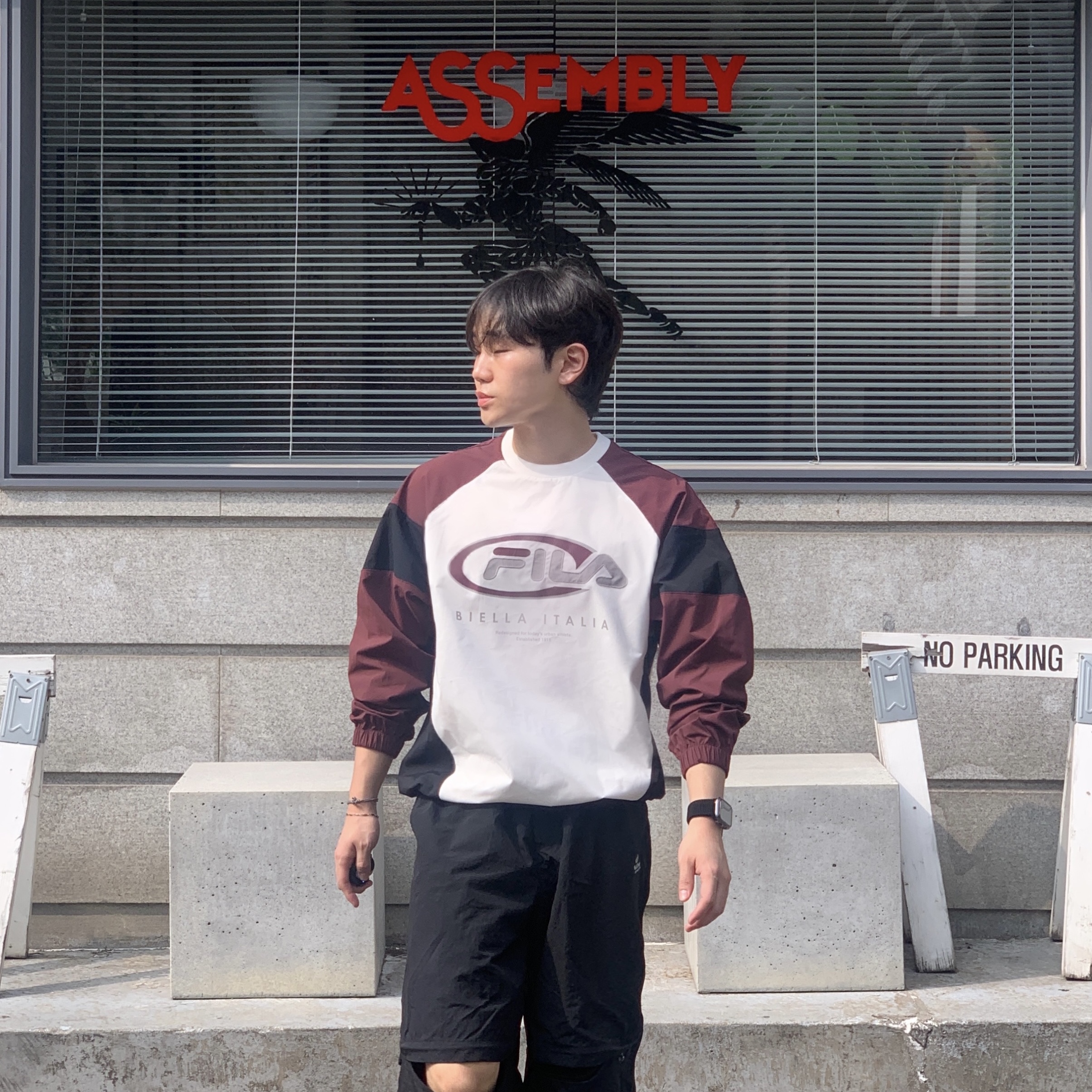 Adidas Ozweego Core Black 착용 스타일 - 2