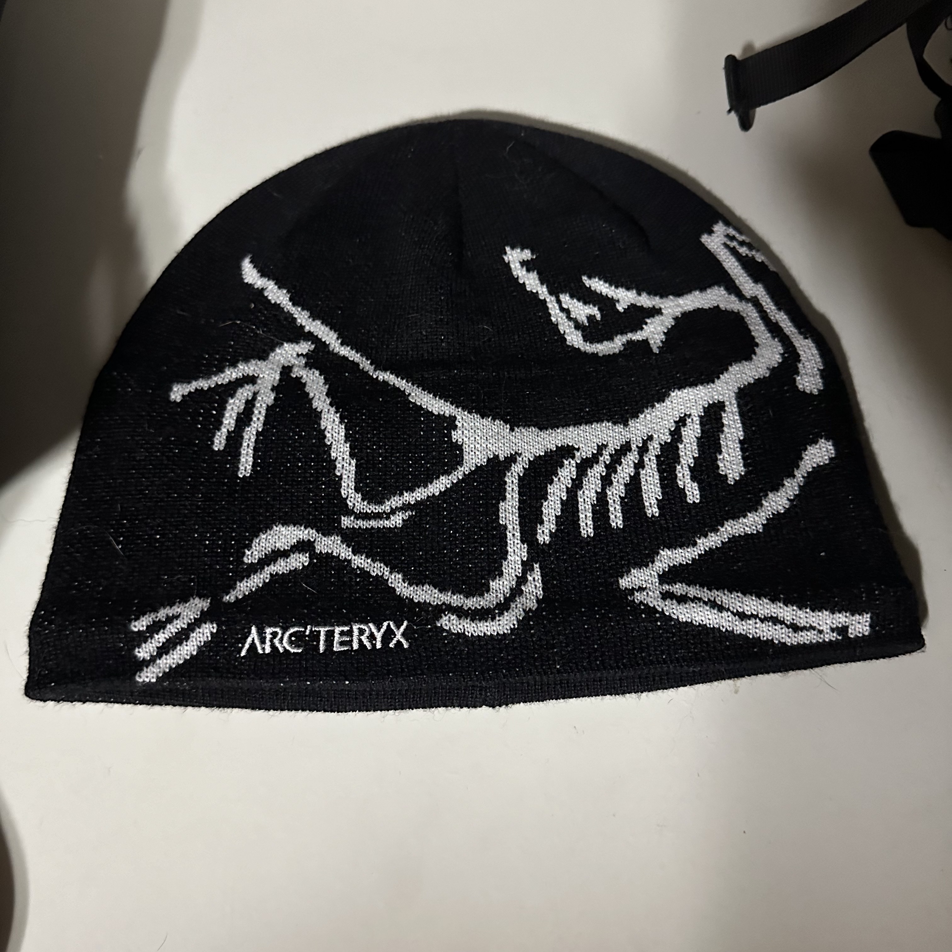Arc'teryx Bird Head Toque Orca 착용 스타일