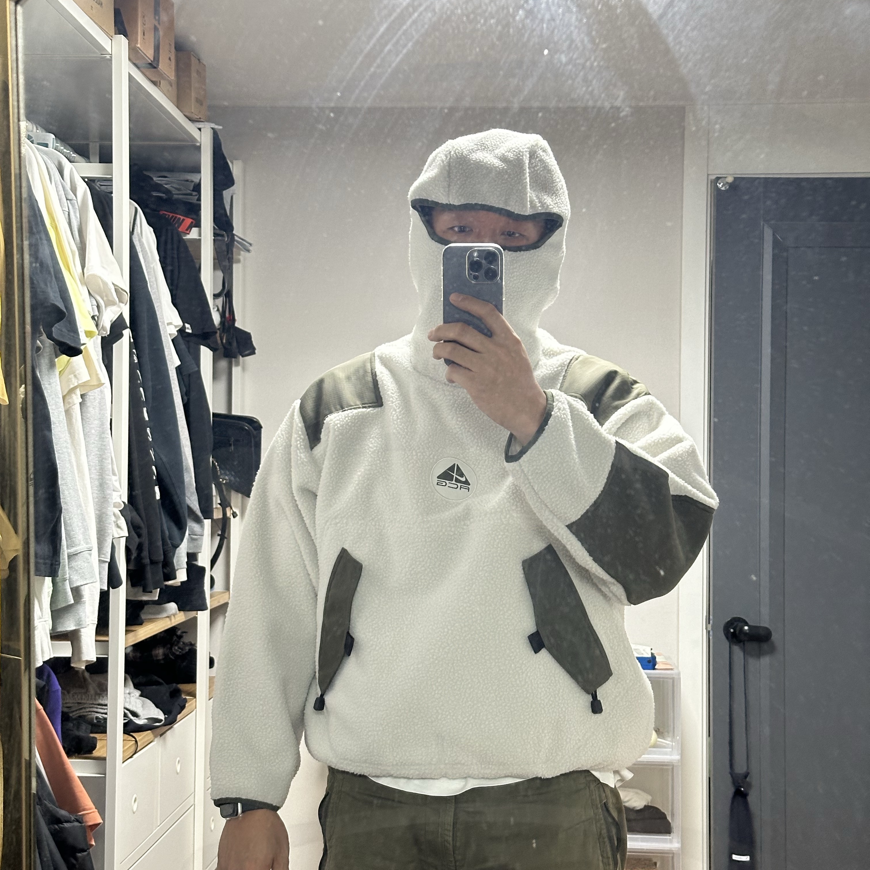 Nike ACG Balaclava Retro Fleece Pullover Light Bone Cargo Khaki - Asia 착용 스타일 - 2
