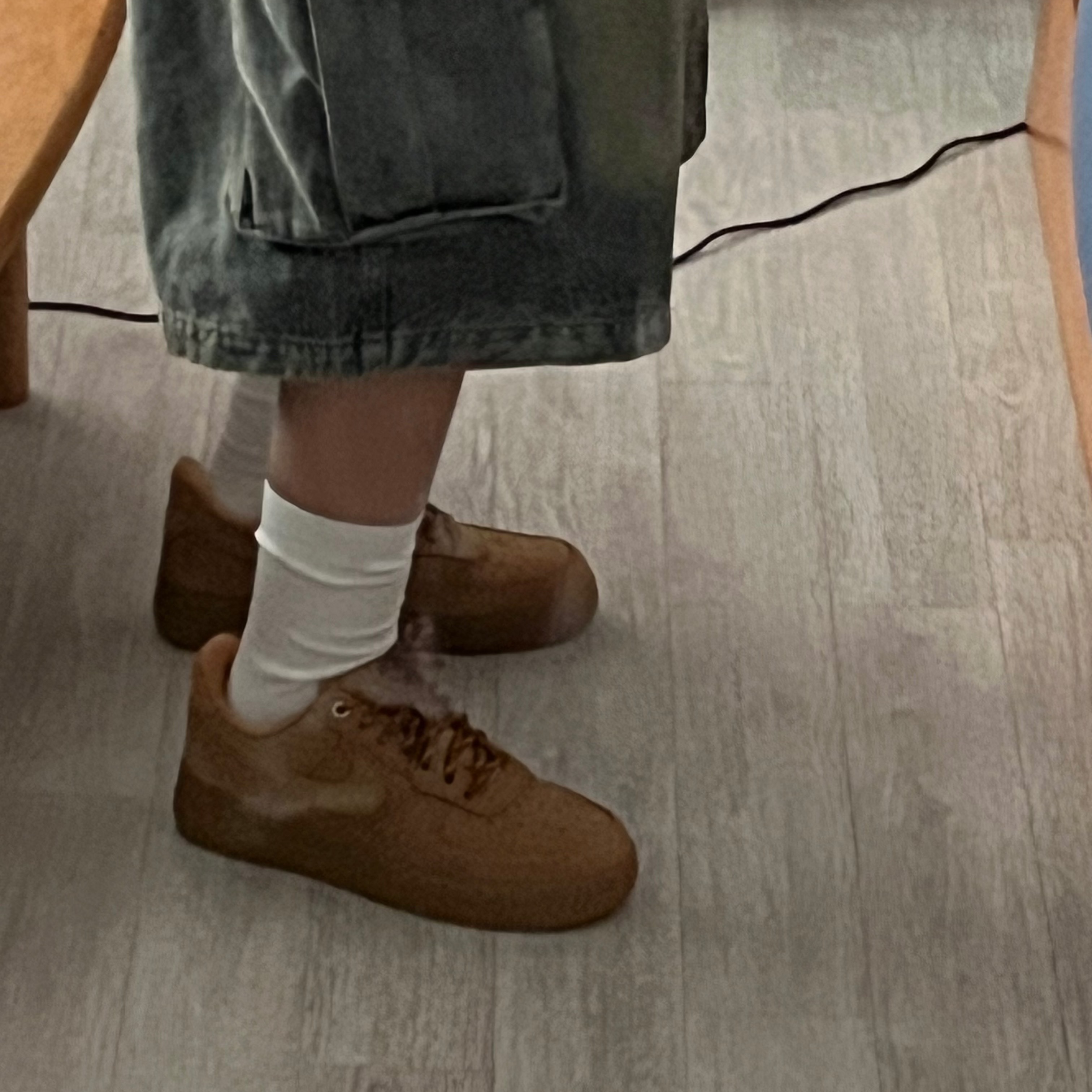 (W) Nike Air Force 1 '07 WB Flax Wheat 착용 스타일 - 1