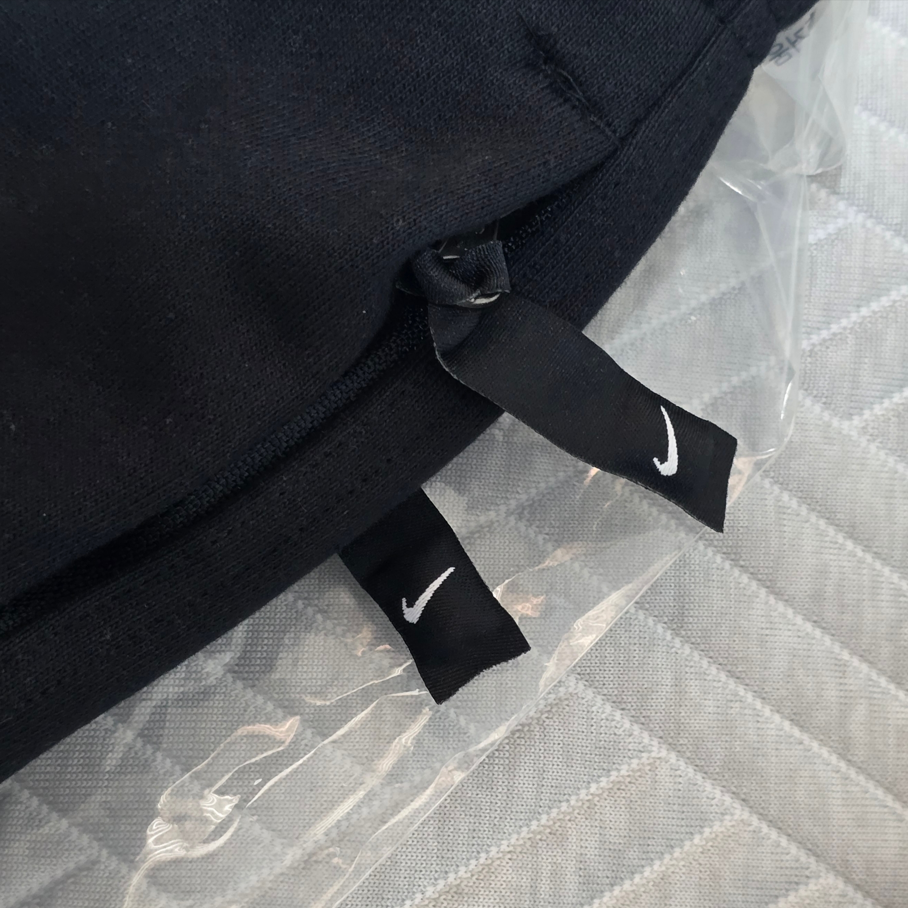 Nike NRG Solo Swoosh Fleece Shorts Black - Asia 착용 스타일 - 2