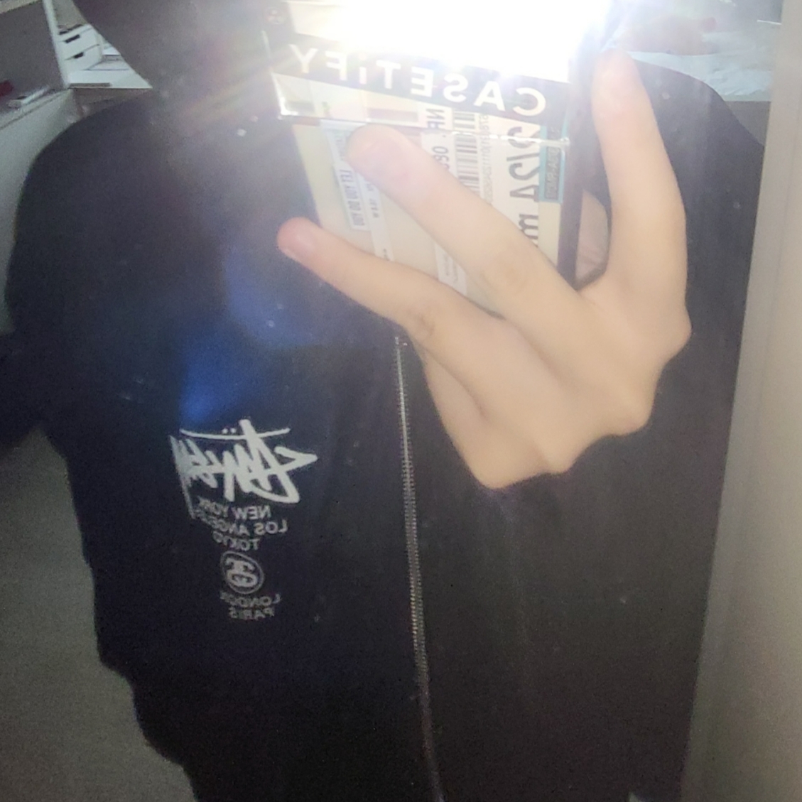 Stussy World Tour Zip Hoodie Black 2024, 2025 착용 스타일