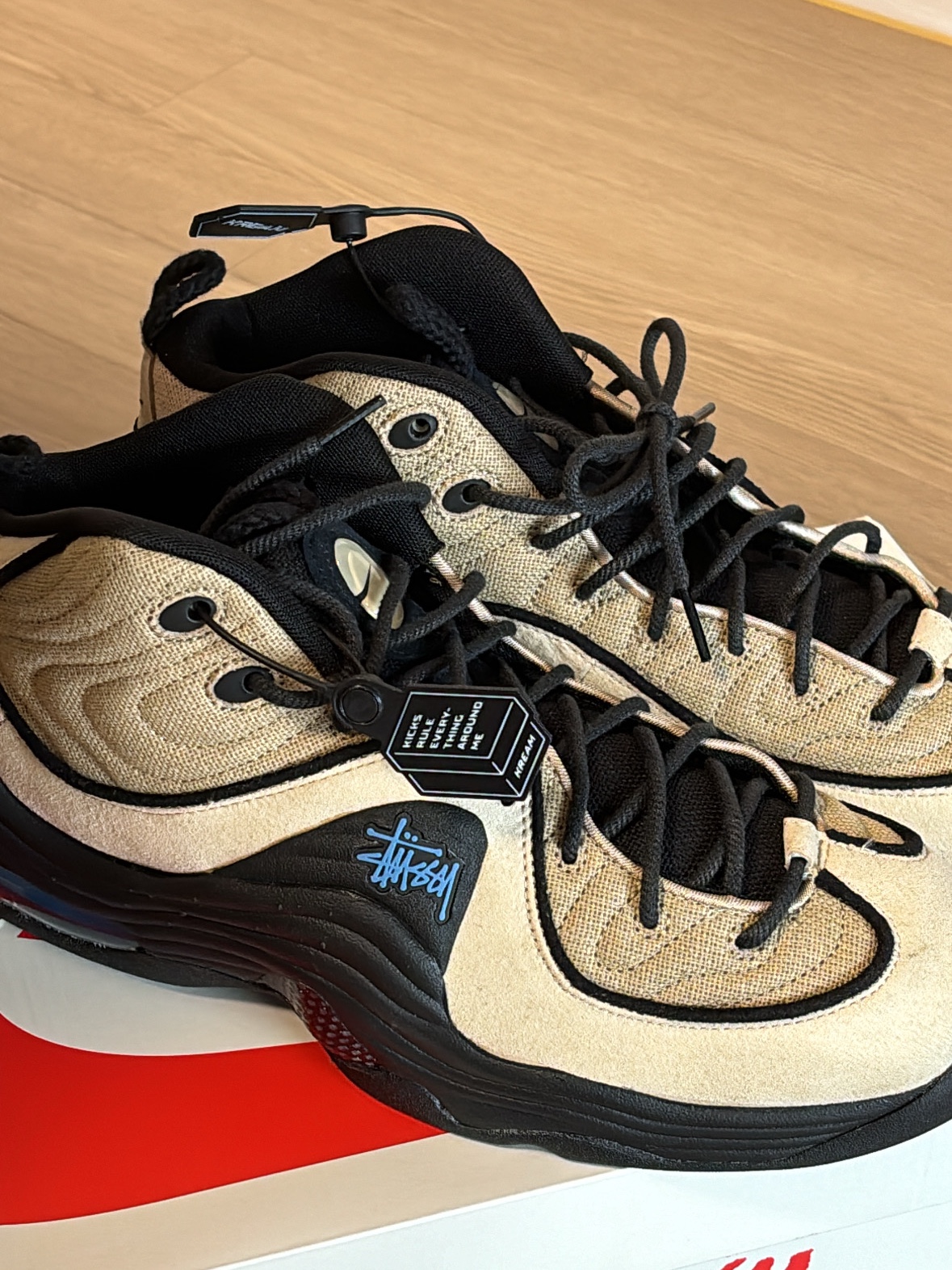 Nike x Stussy Air Penny II Rattan and Limestone 착용 스타일