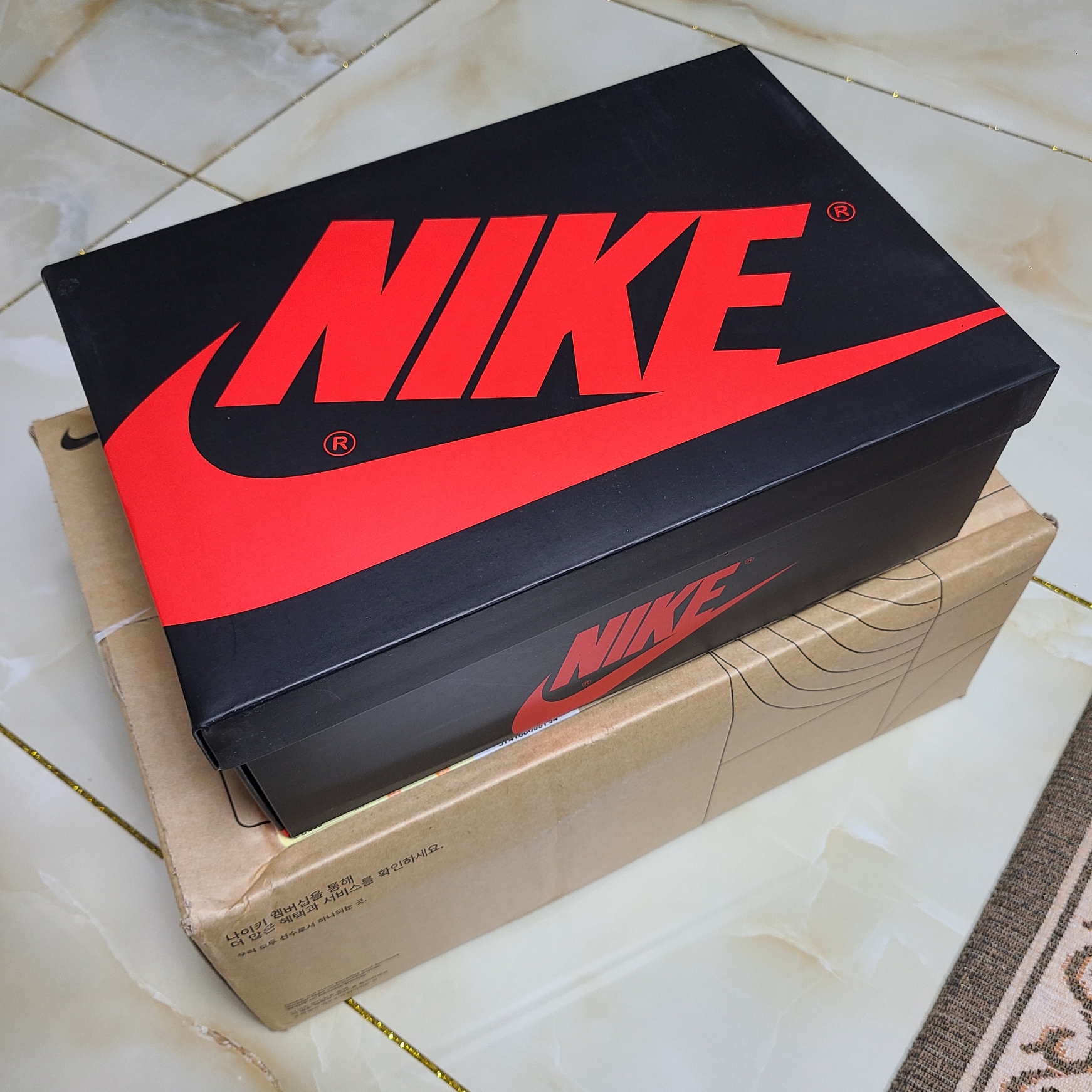 Jordan 1 Retro Low OG Black Toe 착용 스타일 - 1