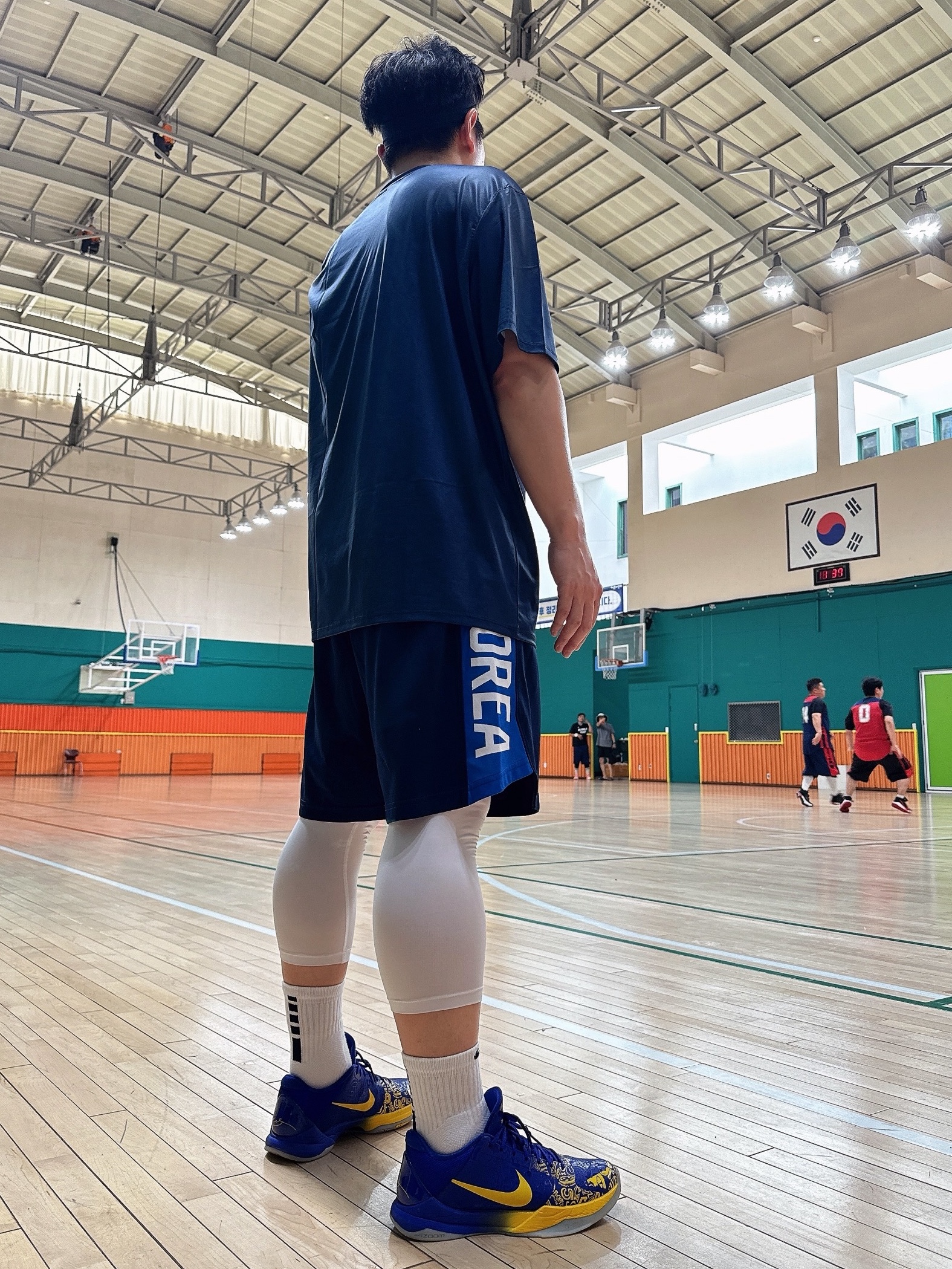 Nike Kobe 5 Protro 5 Rings 착용 스타일