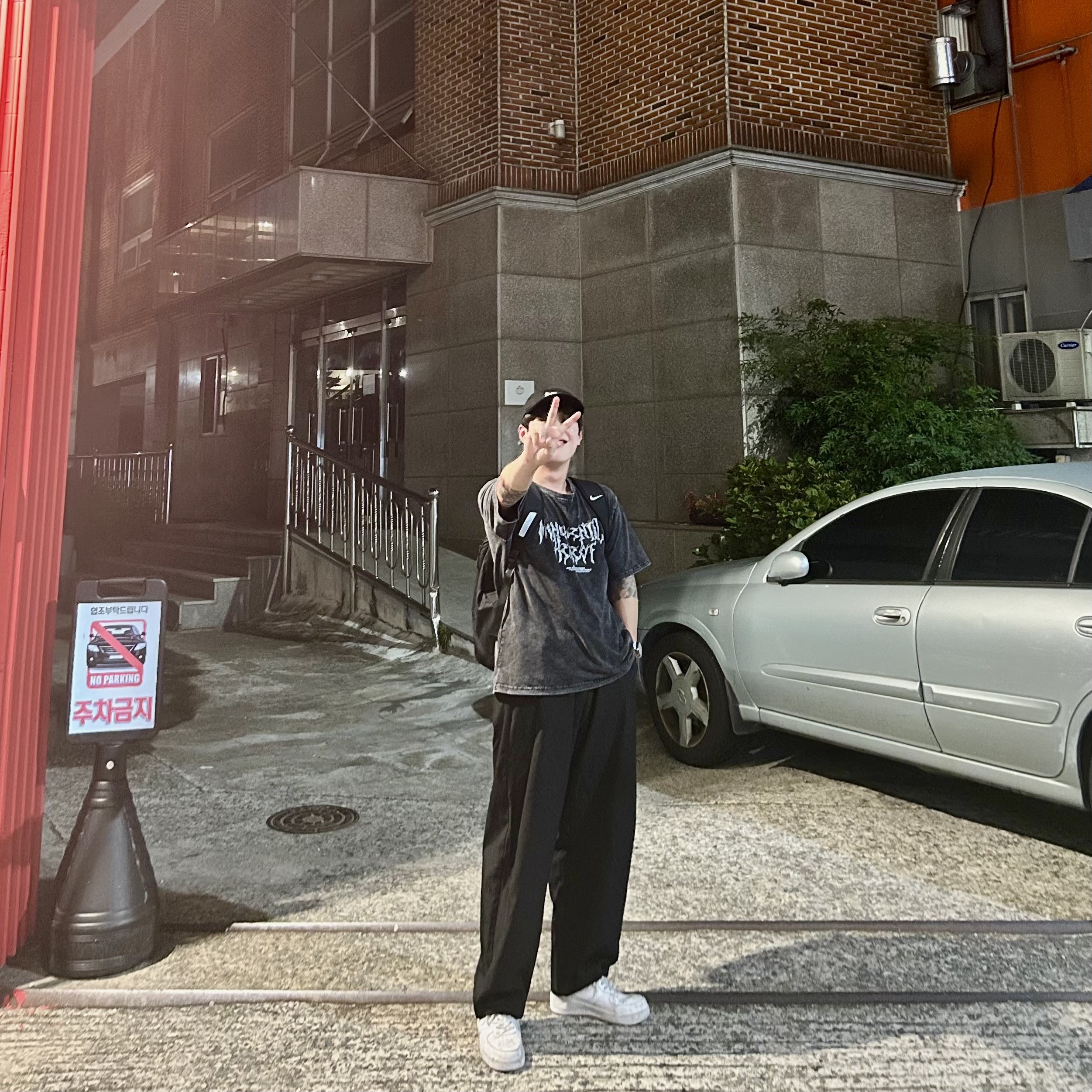 Supreme Washed Chino Twill Camp Cap Black, Nike Air Force 1 '07 Low White 착용 스타일