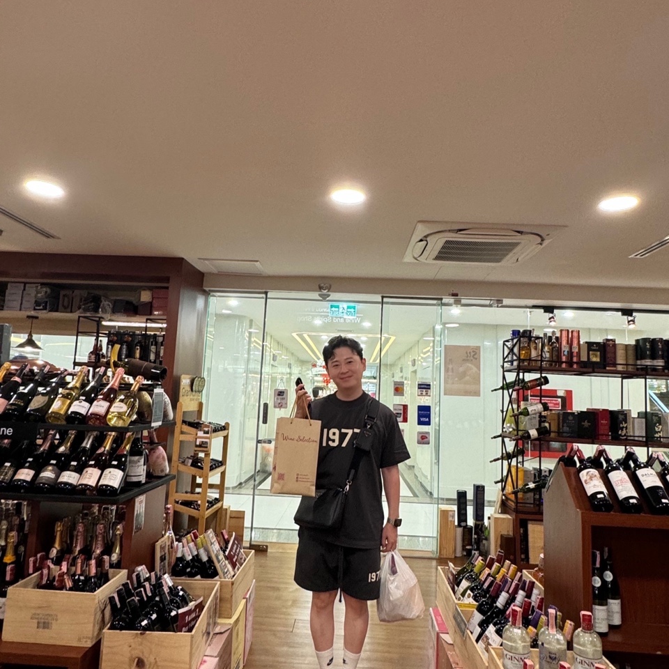 Essentials 1977 T-Shirt Iron - 22SS, Essentials 1977 Shorts Iron - 22SS 착용 스타일 - 3