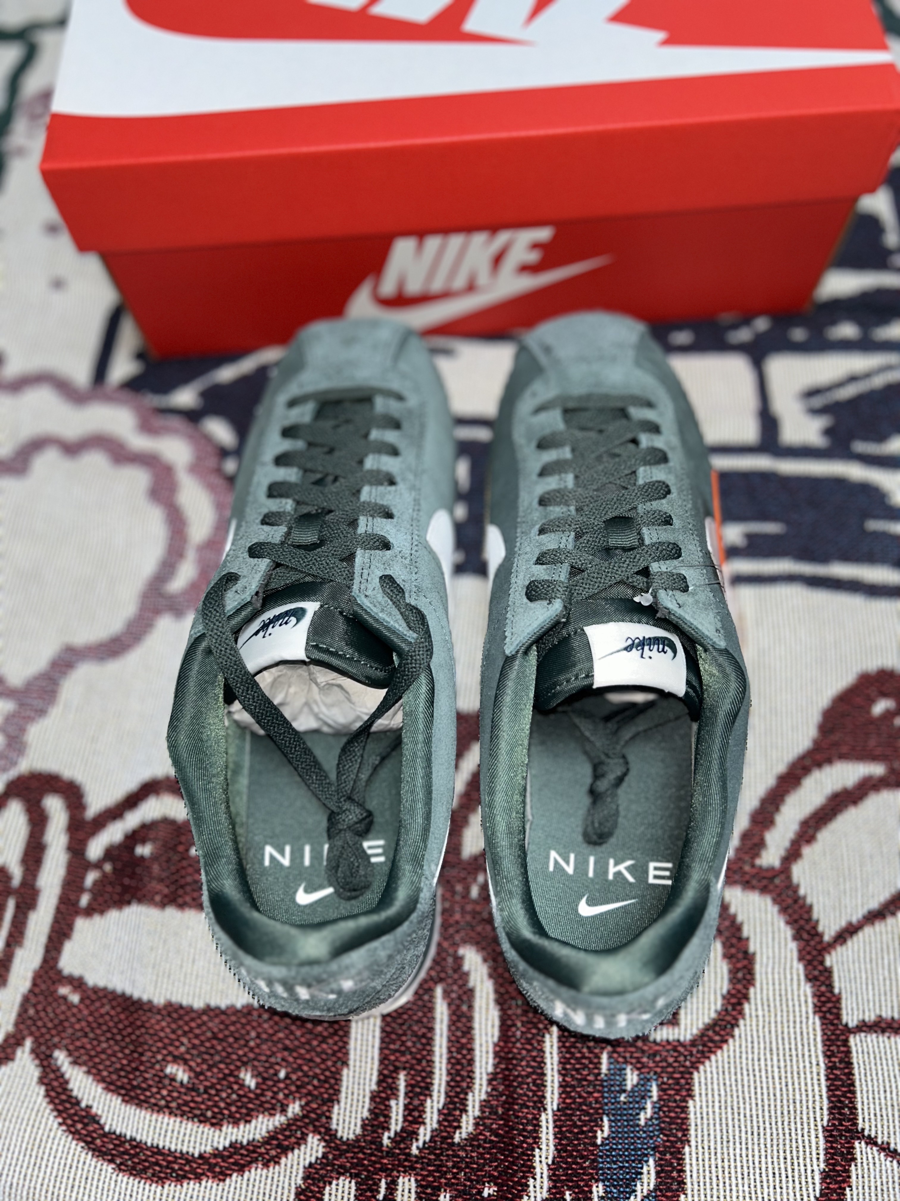 Nike Cortez Vintage Green 착용 스타일 - 3