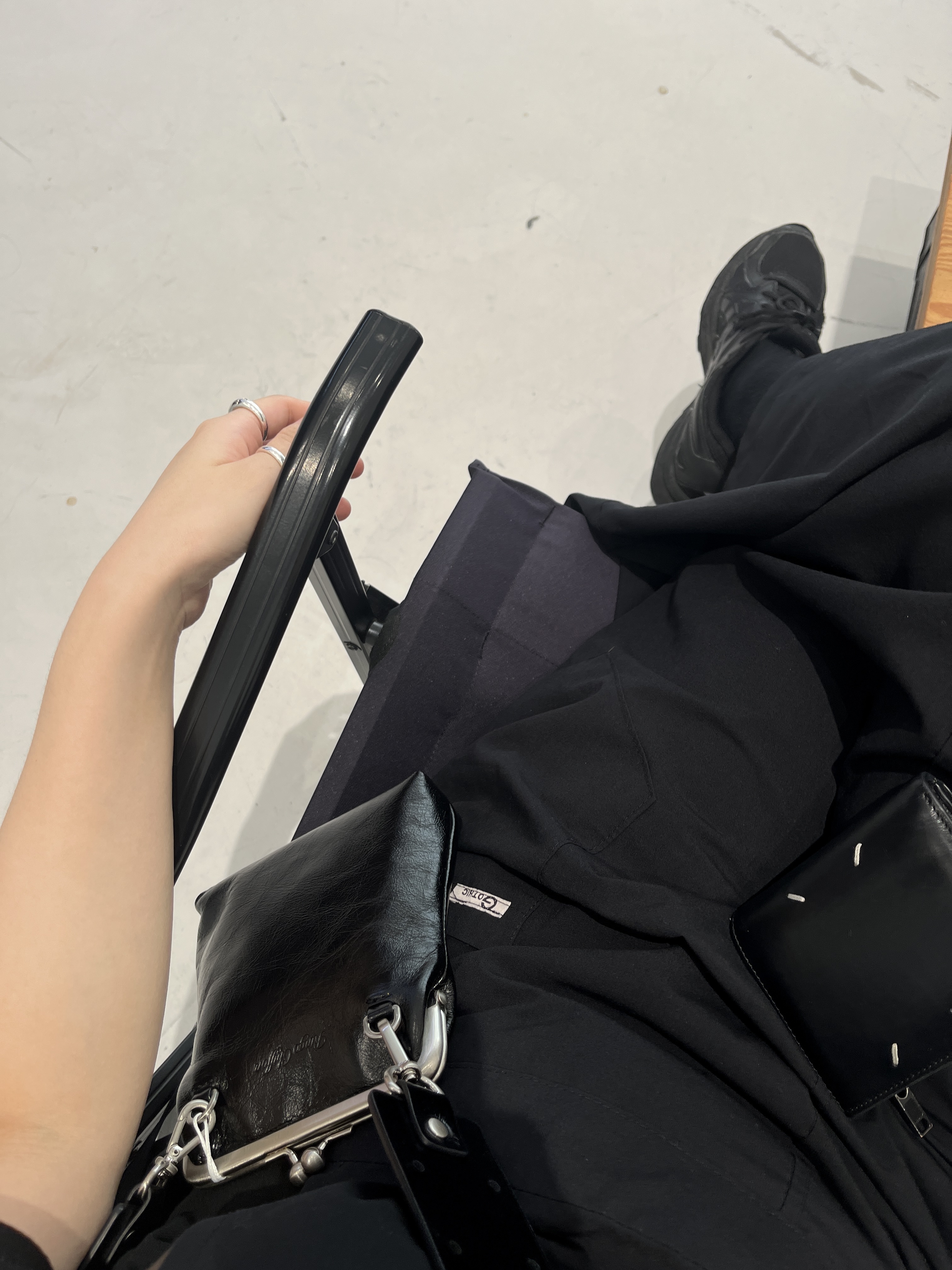 032c Banana Sleeve Tracksuit Jacket Washed Black, Nike x Supreme Air Force 1 Low Black 착용 스타일 - 2