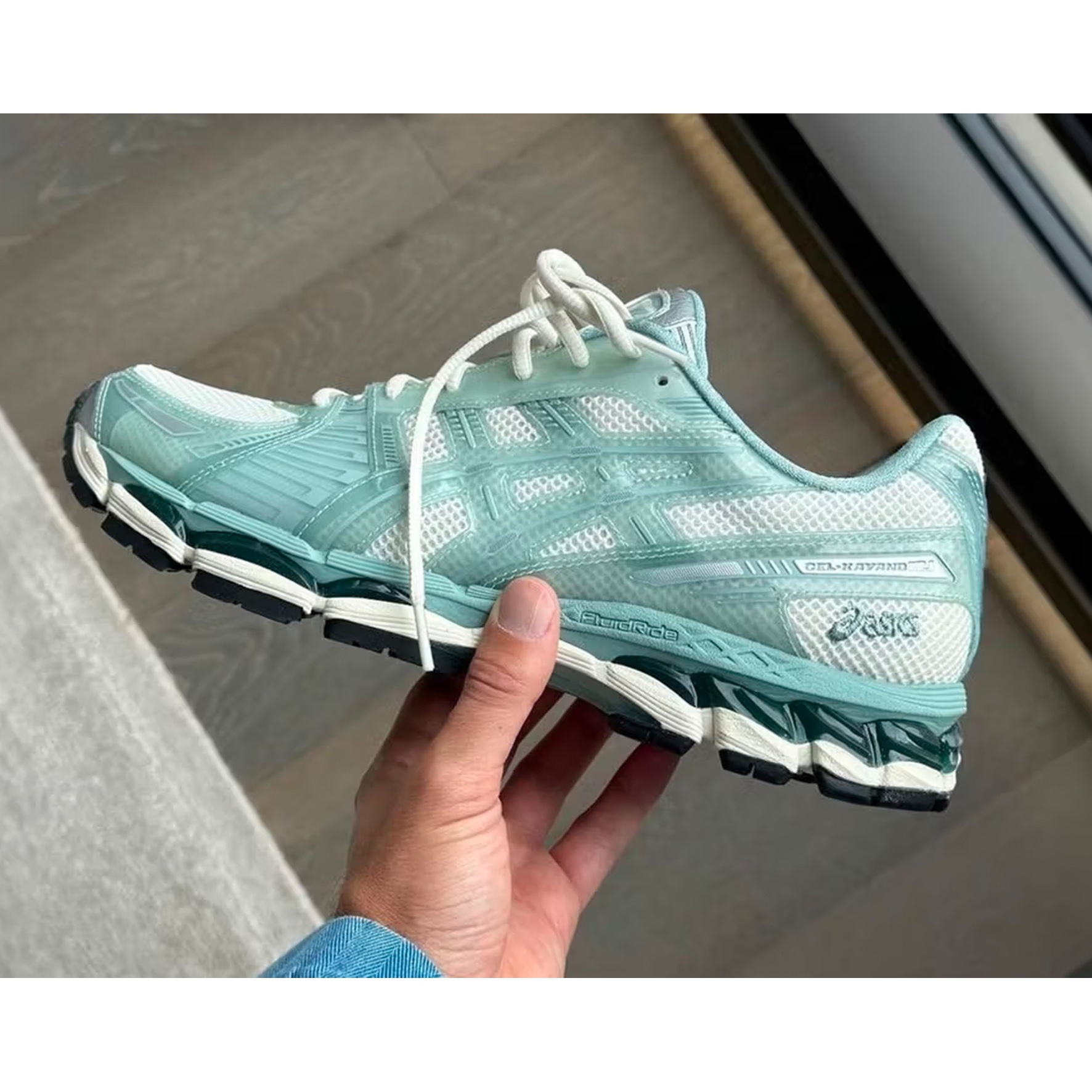 Asics x Kith Gel-Kayano 14 Cream Antler, Asics x Kith x Marvel Gel-Kayano 14 Silver Surfer 착용 스타일 - 2