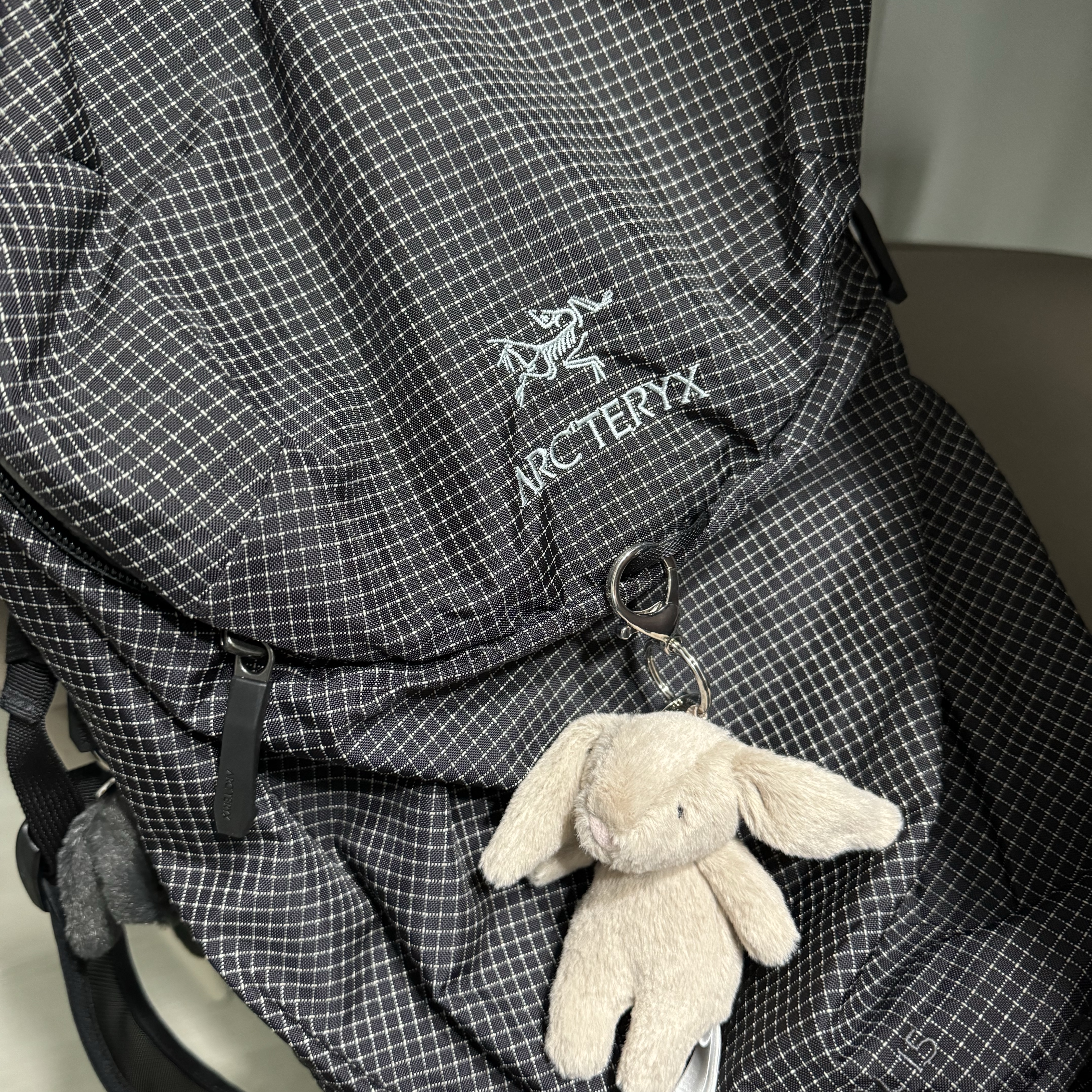 Jellycat Bashful Bunny Bag Charm Beige, Arc'teryx Konseal 15 Backpack Black 착용 스타일