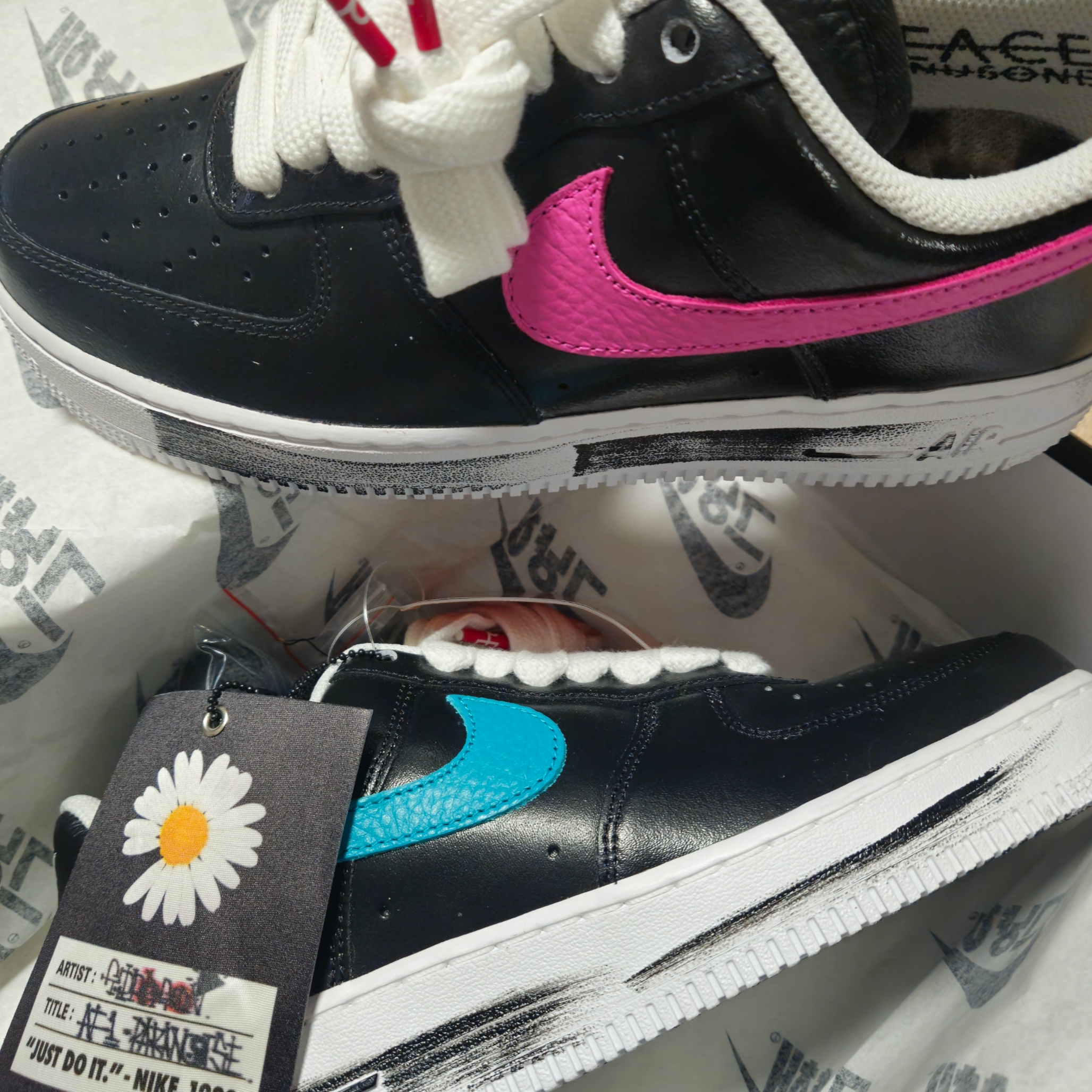 Nike x Peaceminusone Air Force 1 Low Para-Noise 3.0 Black and Multicolor 착용 스타일