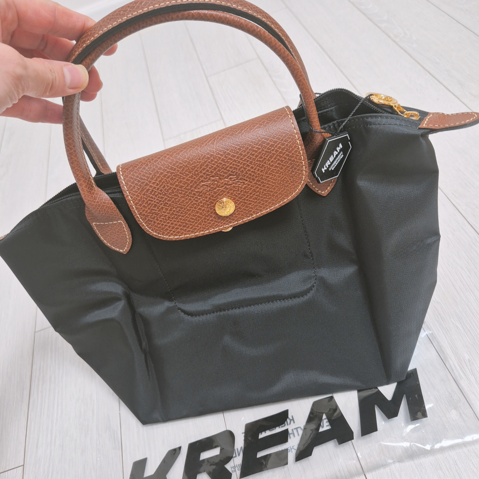 Longchamp Le Pliage Original Handbag S Black 착용 스타일 - 2