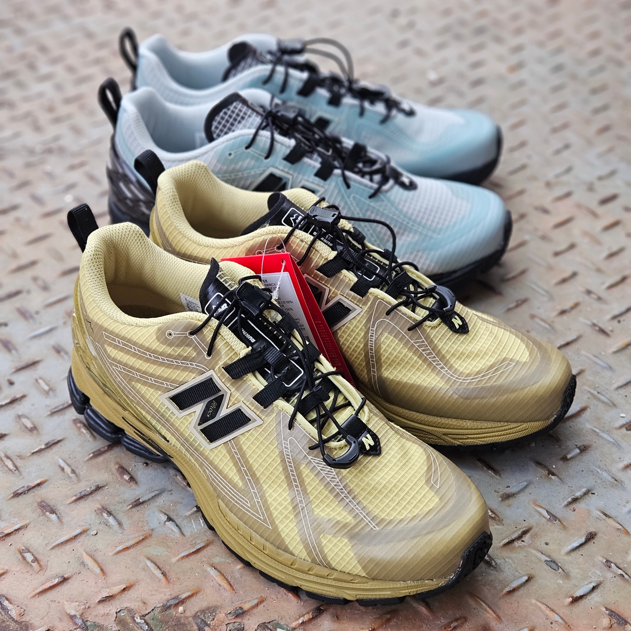 New Balance x Cayl 1906R Blue, New Balance x Cayl 1906R Yellow 착용 스타일 - 5