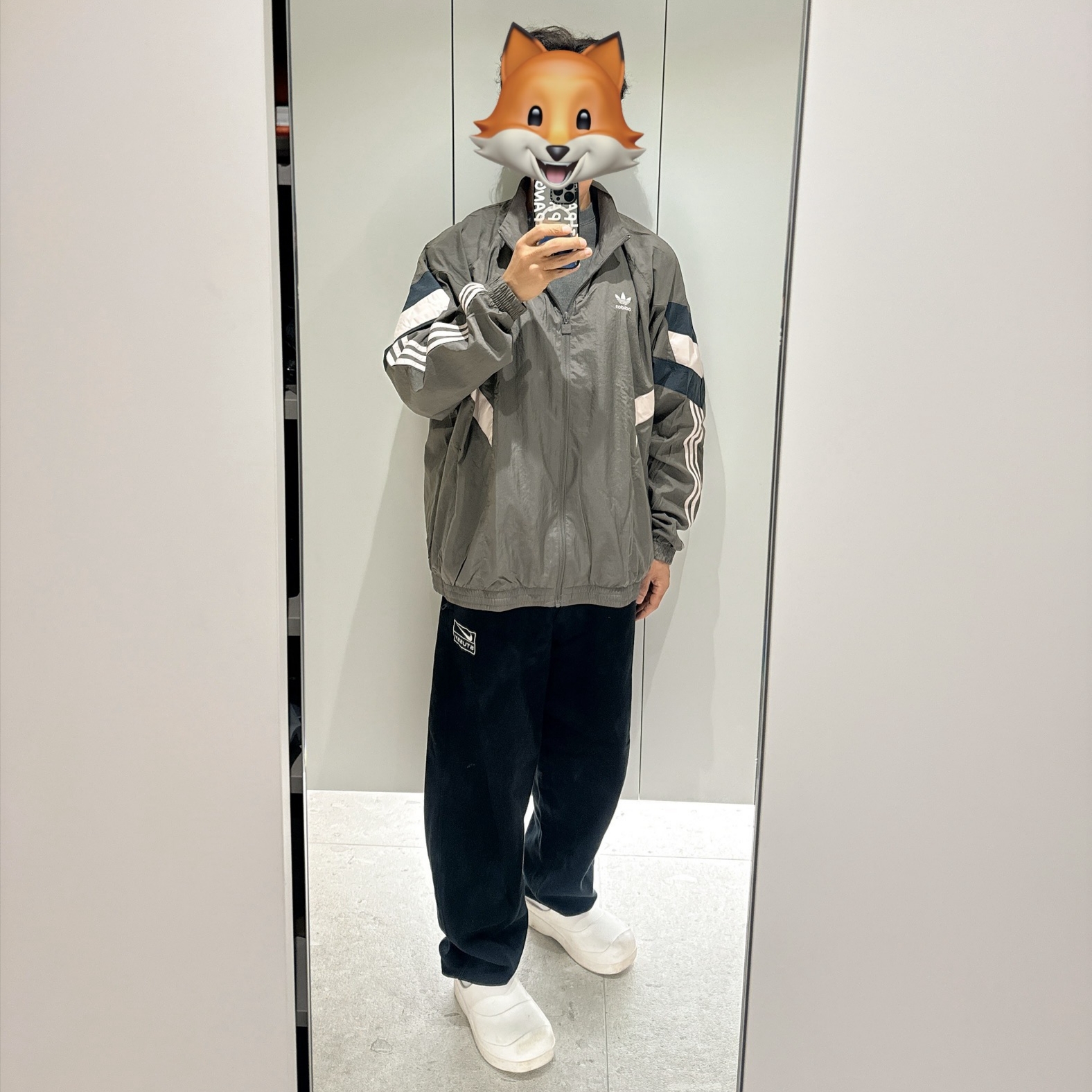 Nike x Stussy NRG Washed Fleece Pants Black (DO5296-010), Adidas Real Madrid Originals Track Top Charcoal Grey - US Sizing 착용 스타일