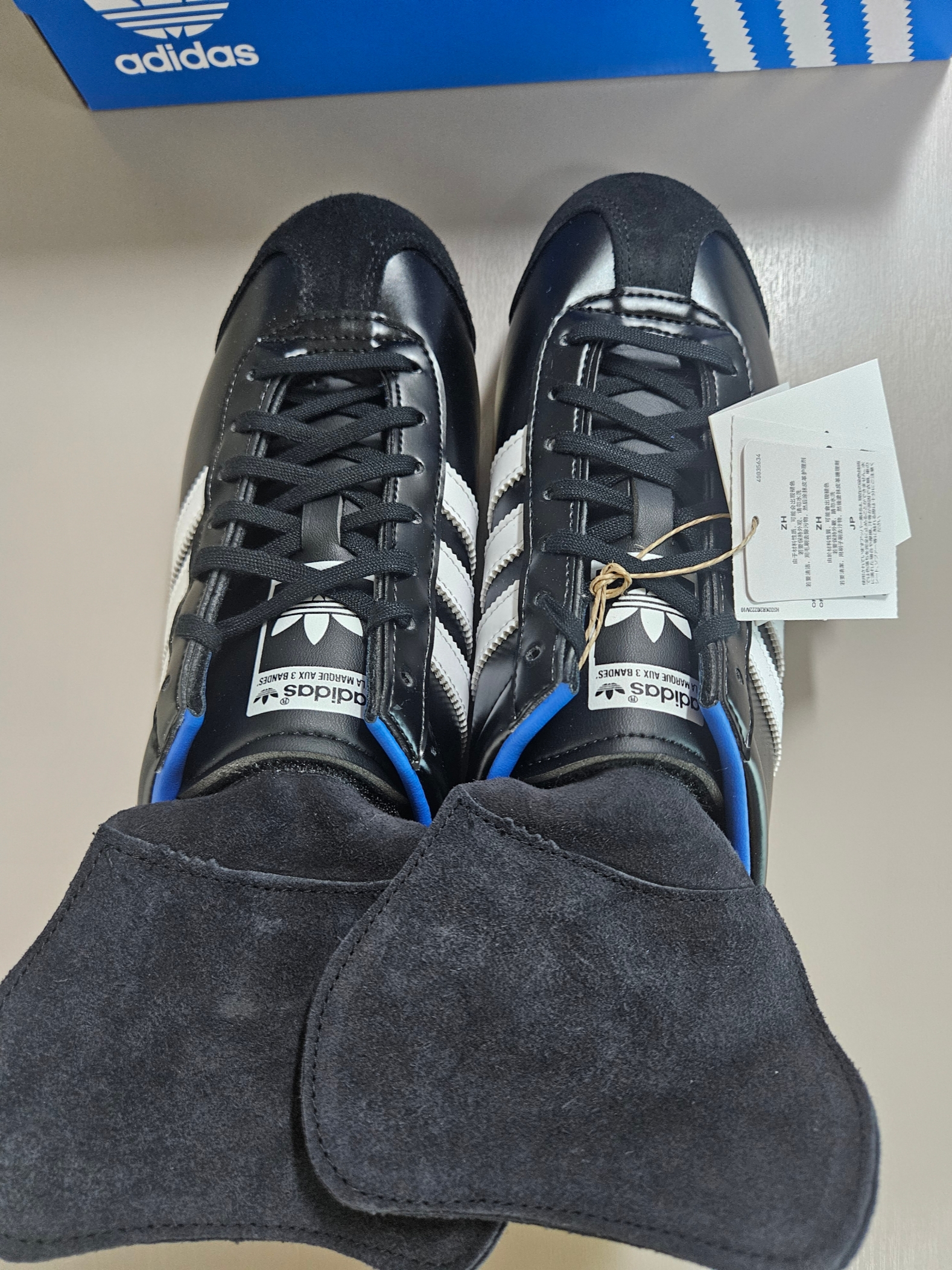 Adidas x Yeseyesee Country OG Core Black Cloud White 착용 스타일 - 8