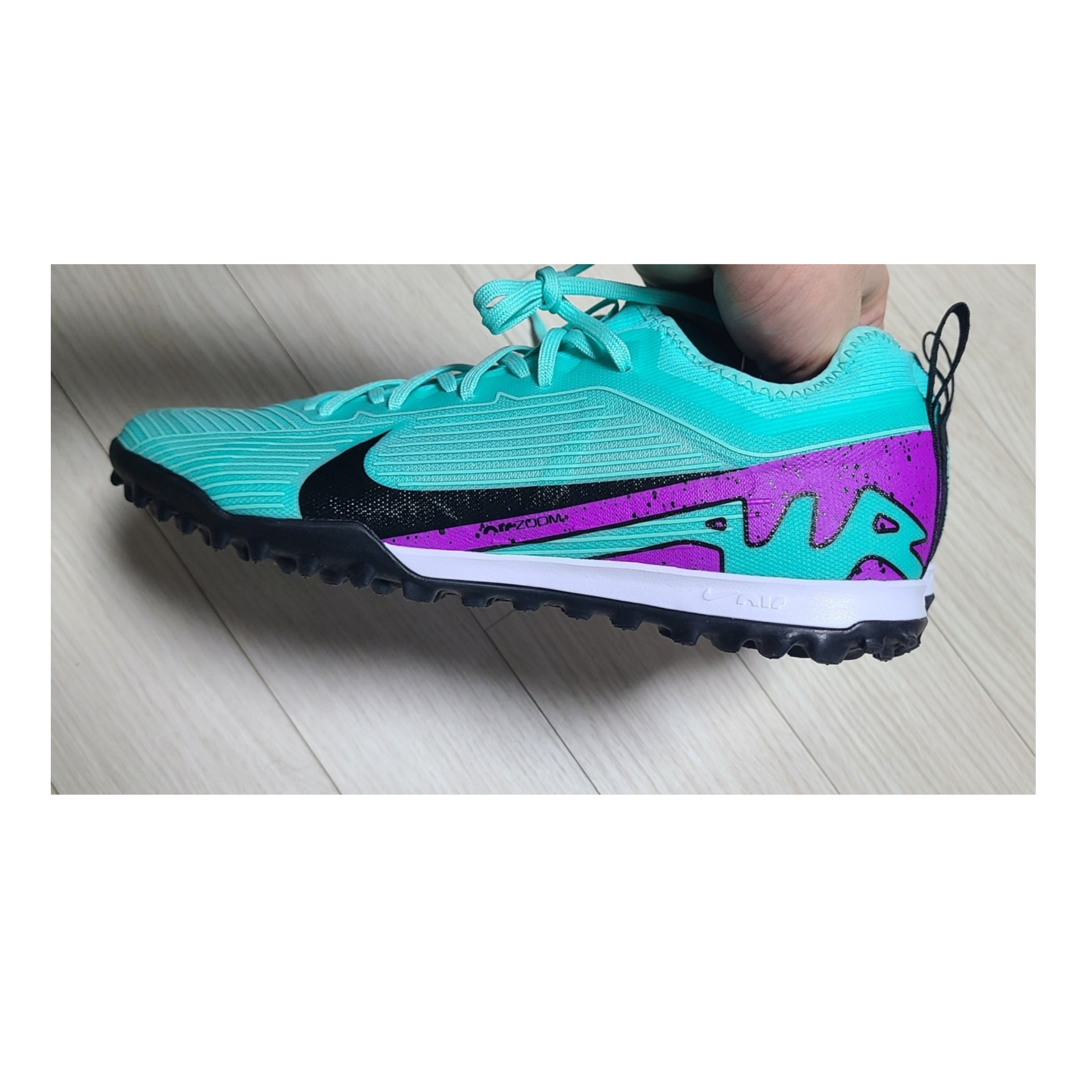 Nike Zoom Mercurial Vapor 15 Pro TF Hyper Turquoise Fuchsia Dream 착용 스타일 - 1