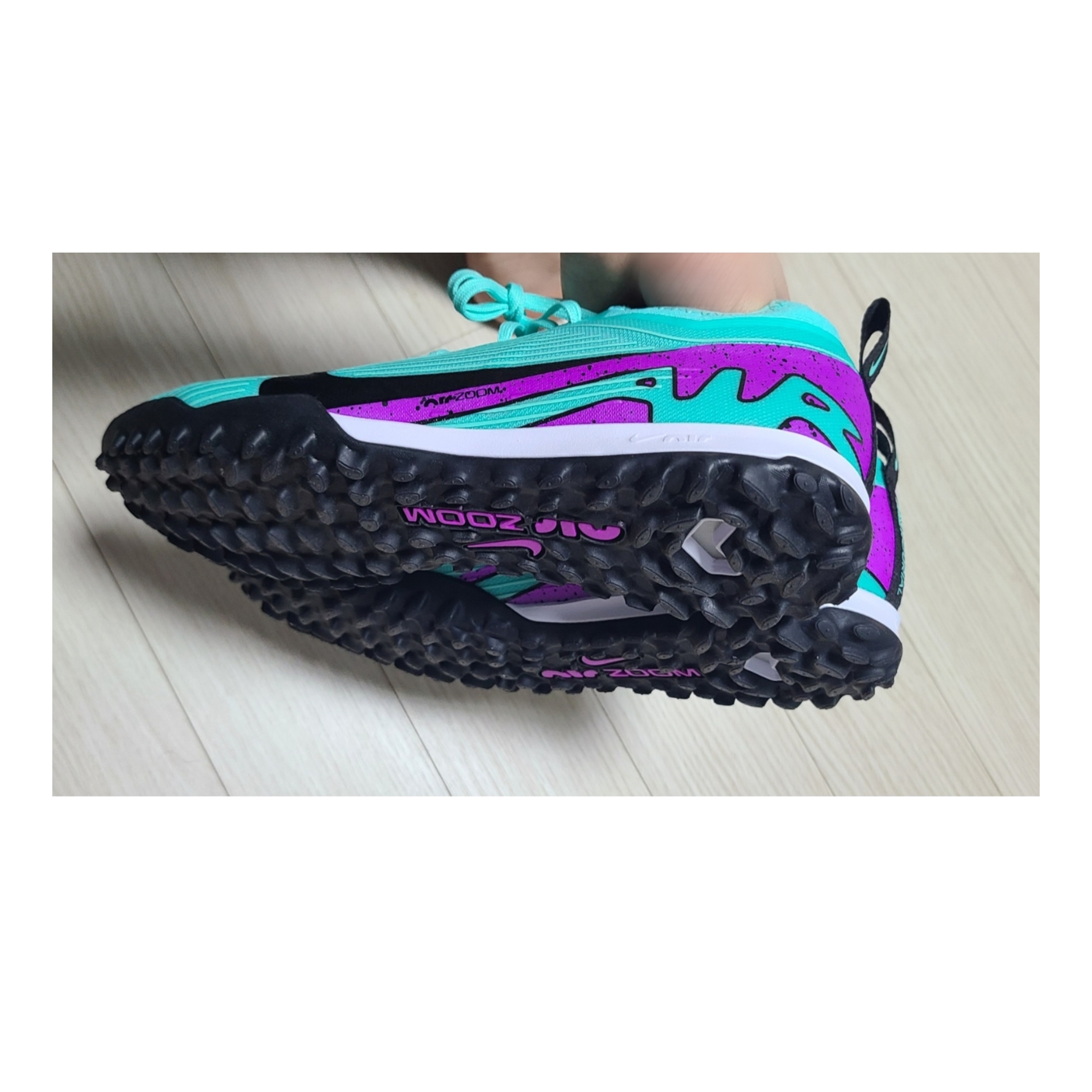 Nike Zoom Mercurial Vapor 15 Pro TF Hyper Turquoise Fuchsia Dream 착용 스타일 - 2
