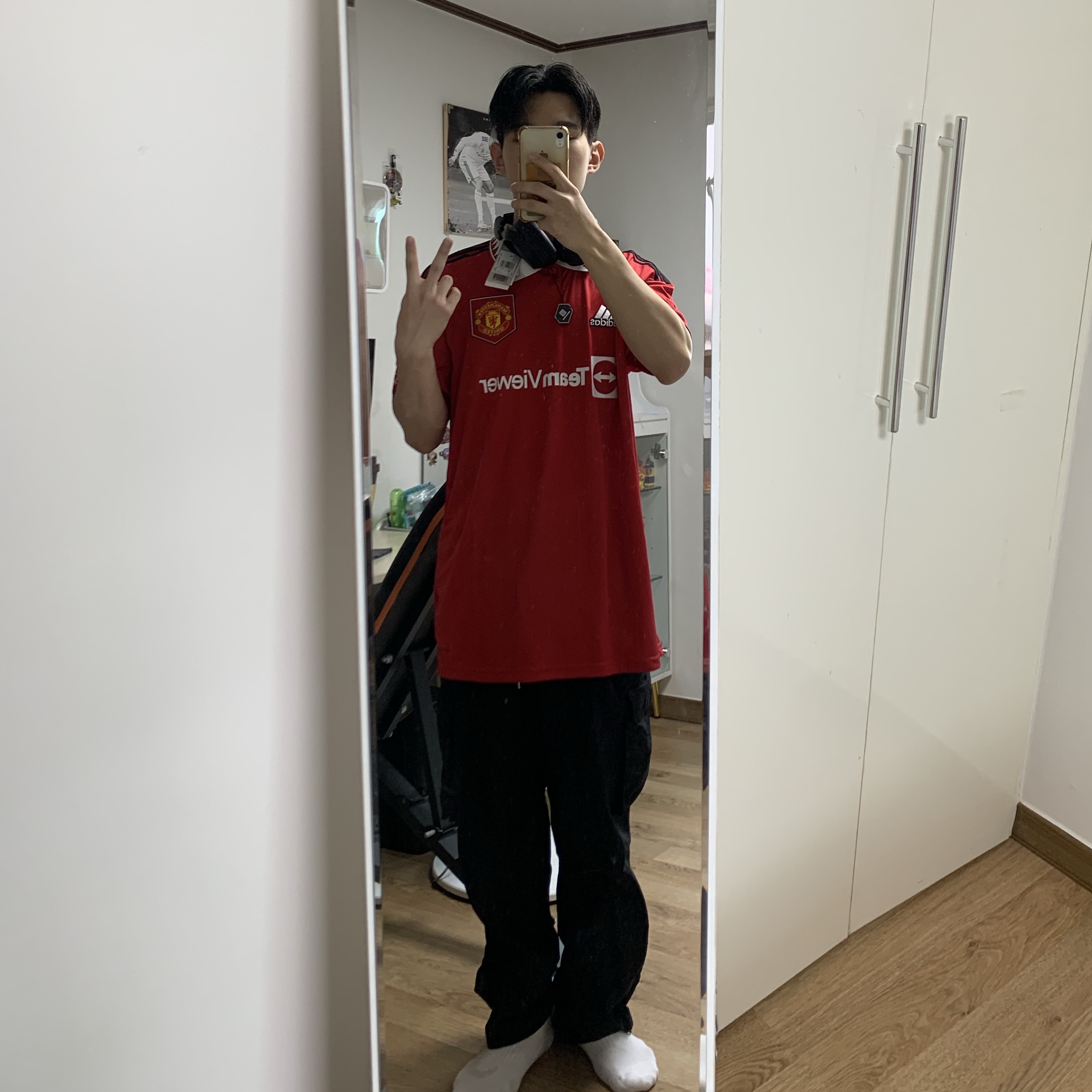 Adidas Manchester United 2022/23 Home Jersey Real Red - US Sizing (Non Marking Ver.) 착용 스타일