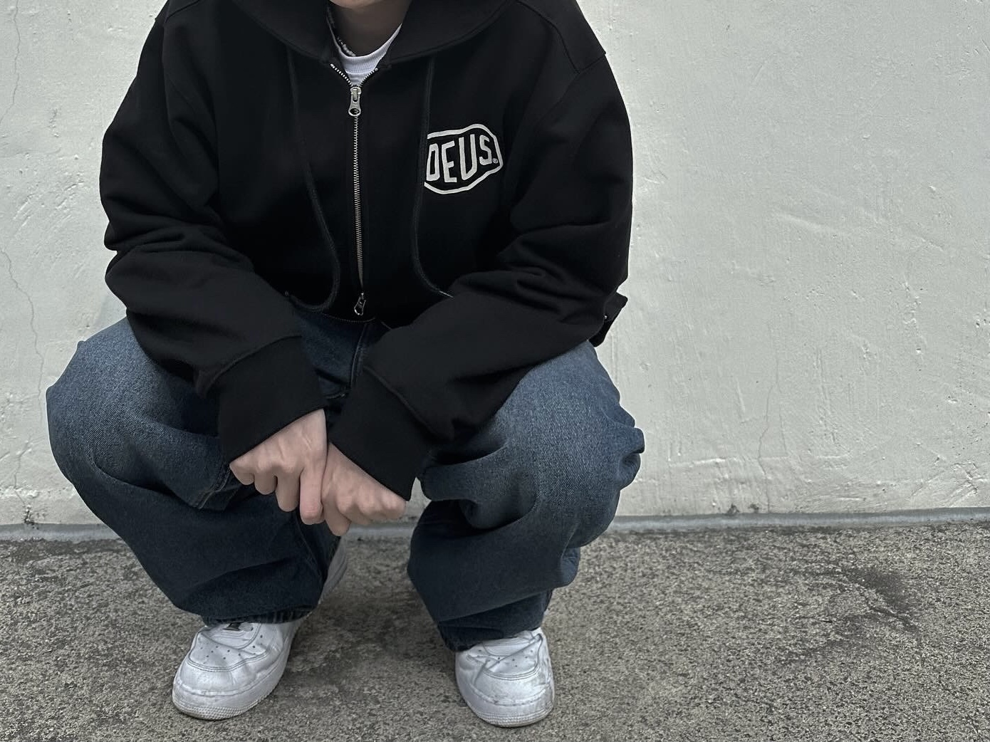 Nike Air Force 1 '07 Low White, Deus Ex Machina Seoul College Hooded Jacket Black 착용 스타일 - 1