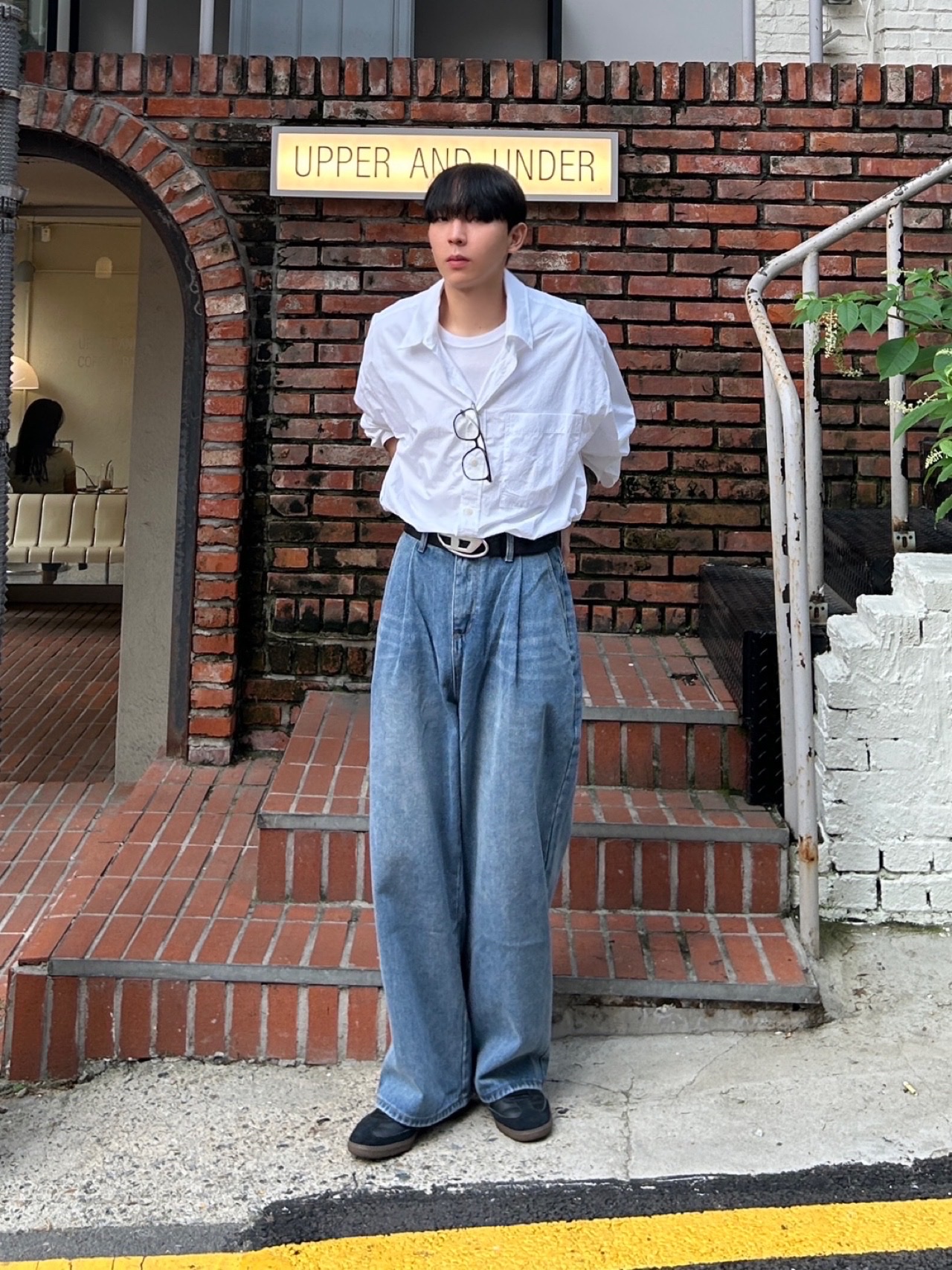 Diesel B-1DR Leather Belt with D Buckle Black, Adidas Samba OG Black White Gum 착용 스타일 - 3
