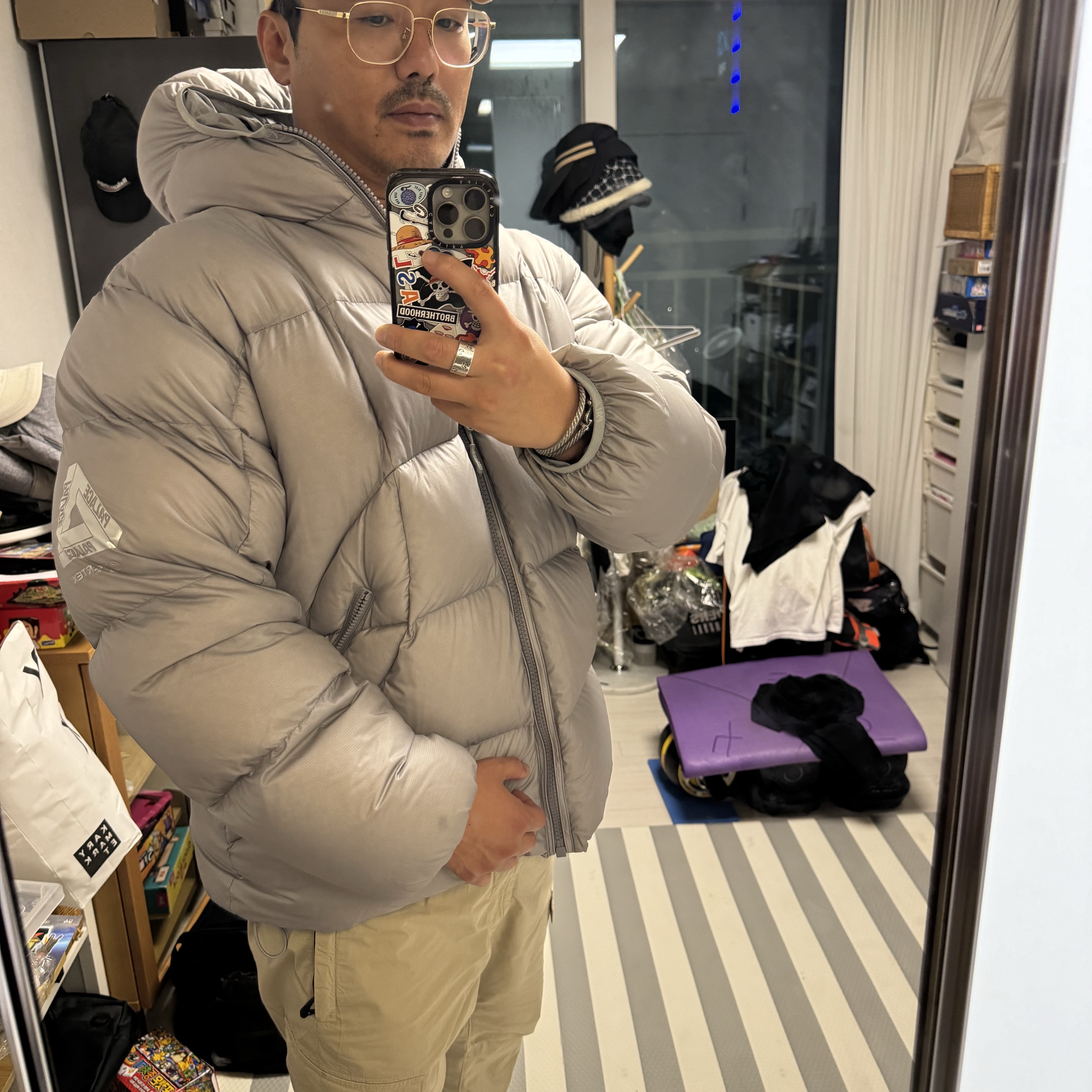 Palace Pertex Frost Balaclava Puffa Grey - 22FW 착용 스타일