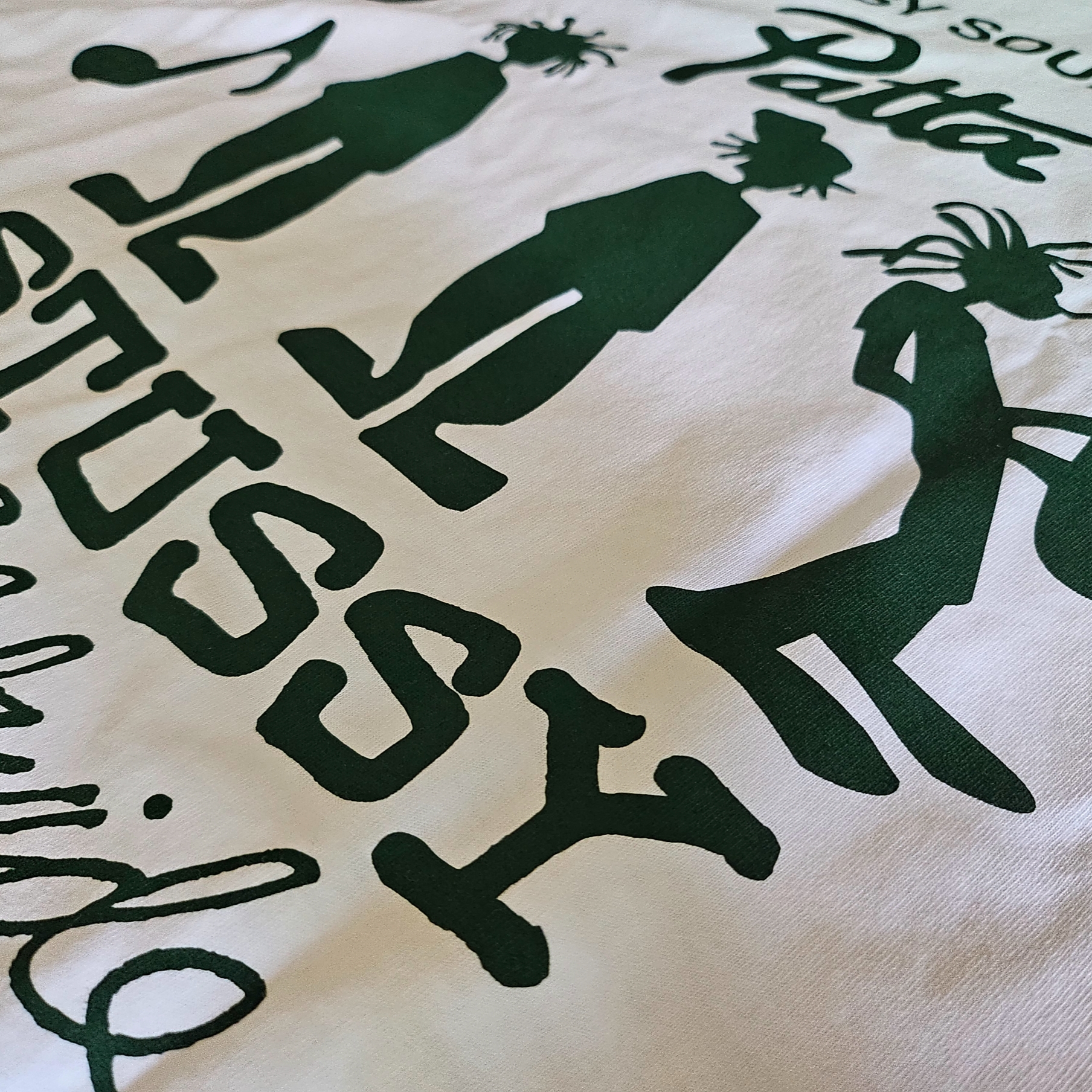 Stussy x Patta Sound Connection T-Shirt White 착용 스타일