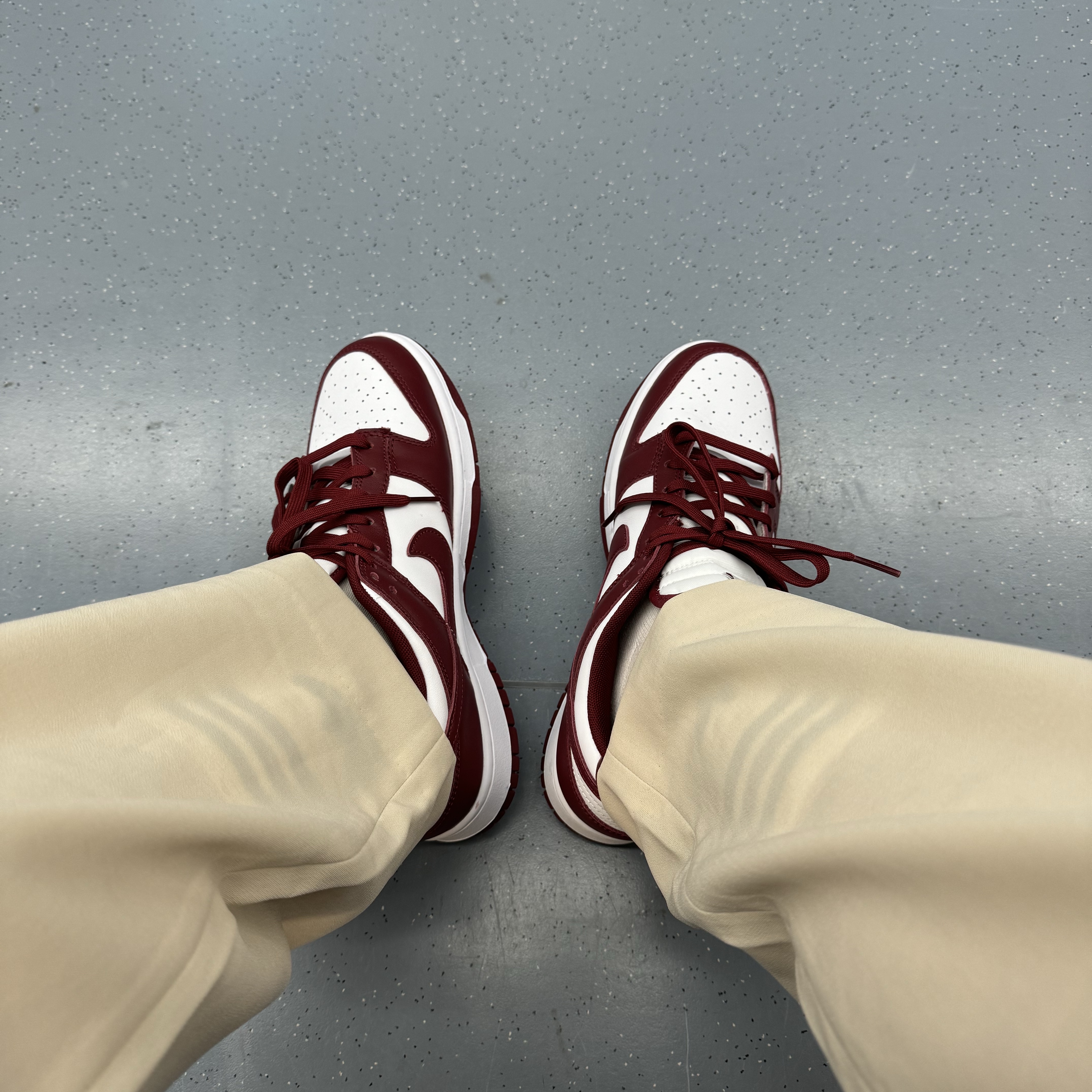 Nike Dunk Low Retro Team Red 착용 스타일 - 2