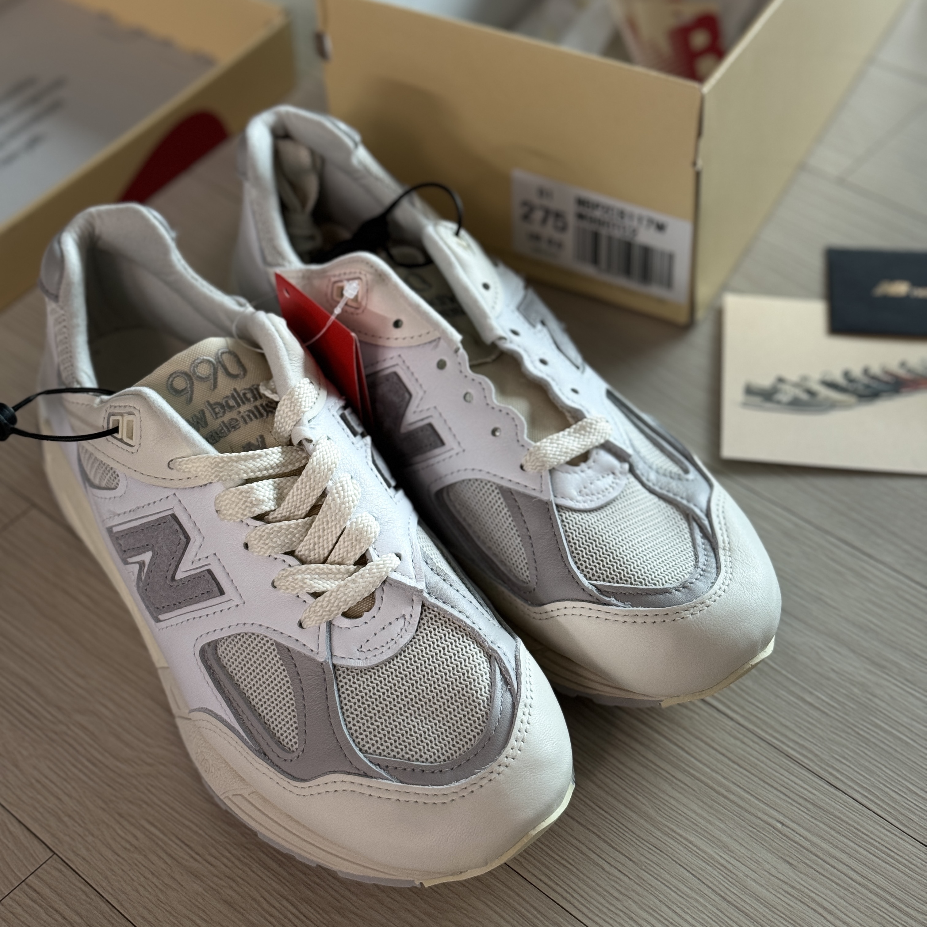 New Balance 990v2 Made in USA Sea Salt 착용 스타일