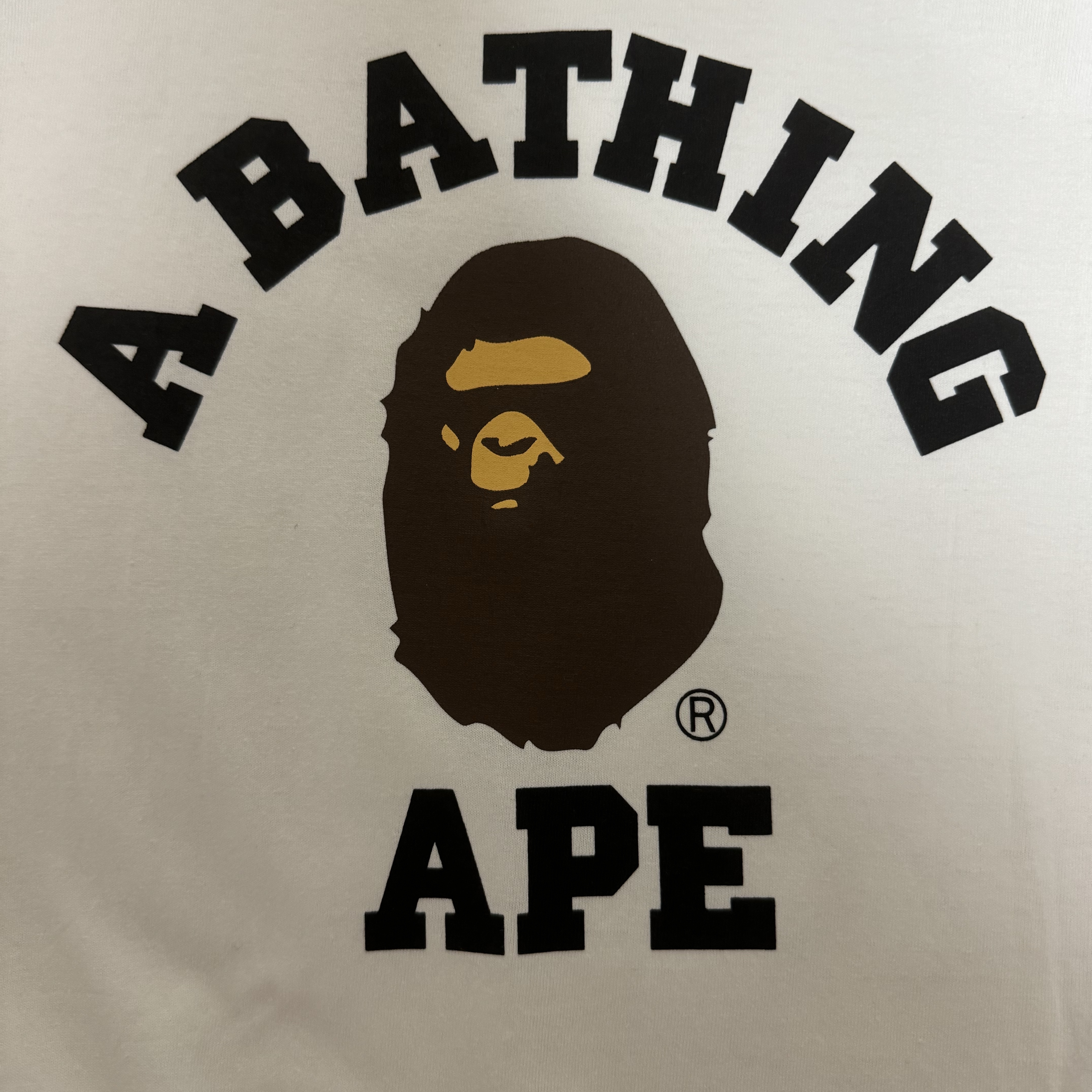BAPE College T-Shirt White 착용 스타일