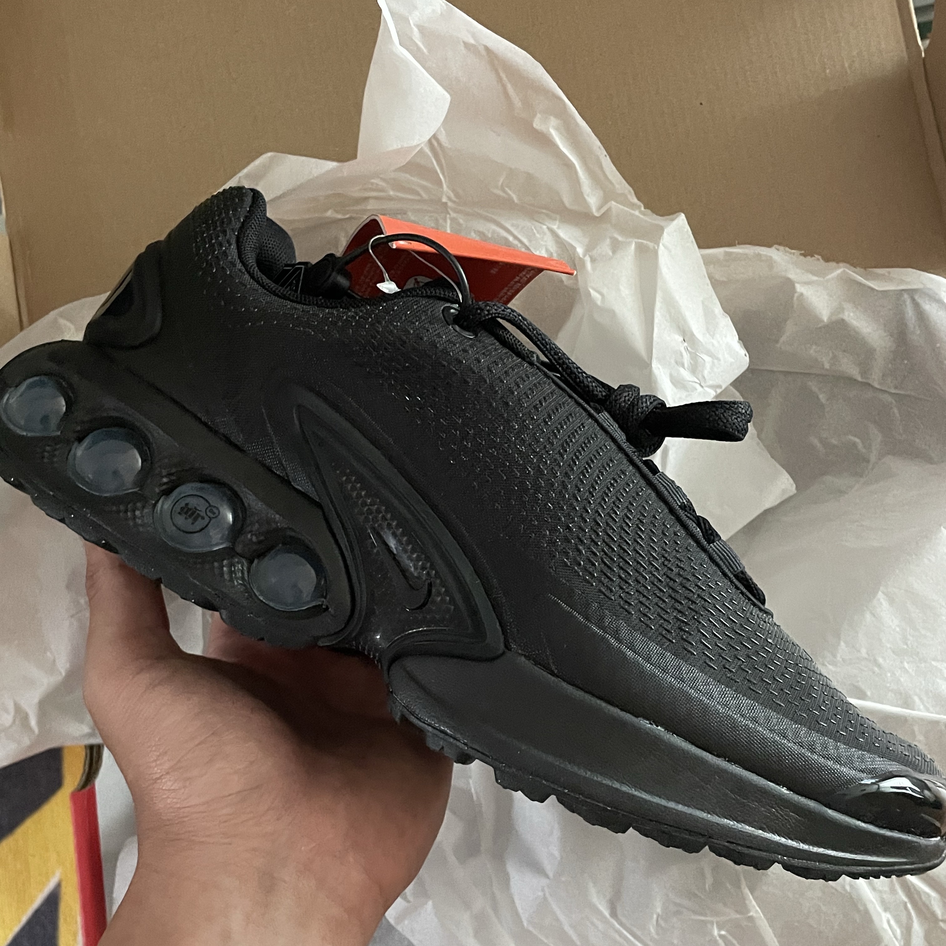 Nike Air Max Dn Black Grey 착용 스타일