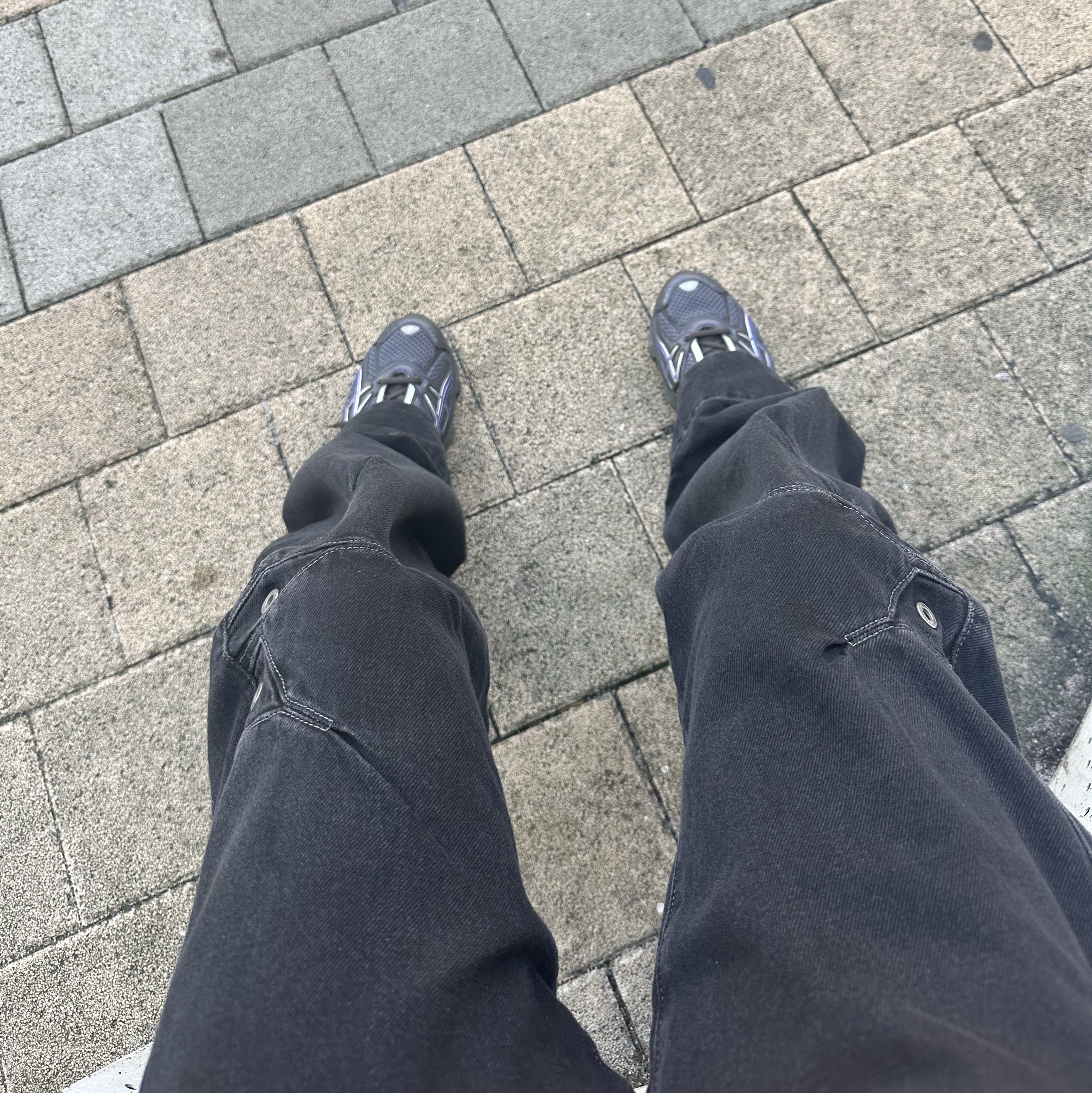 Levi’s x Kiko Kostadinov Denim Pants Black, Asics x Kiko Kostadinov Gel-Quantum Zientzia Dark Grey 착용 스타일 - 4
